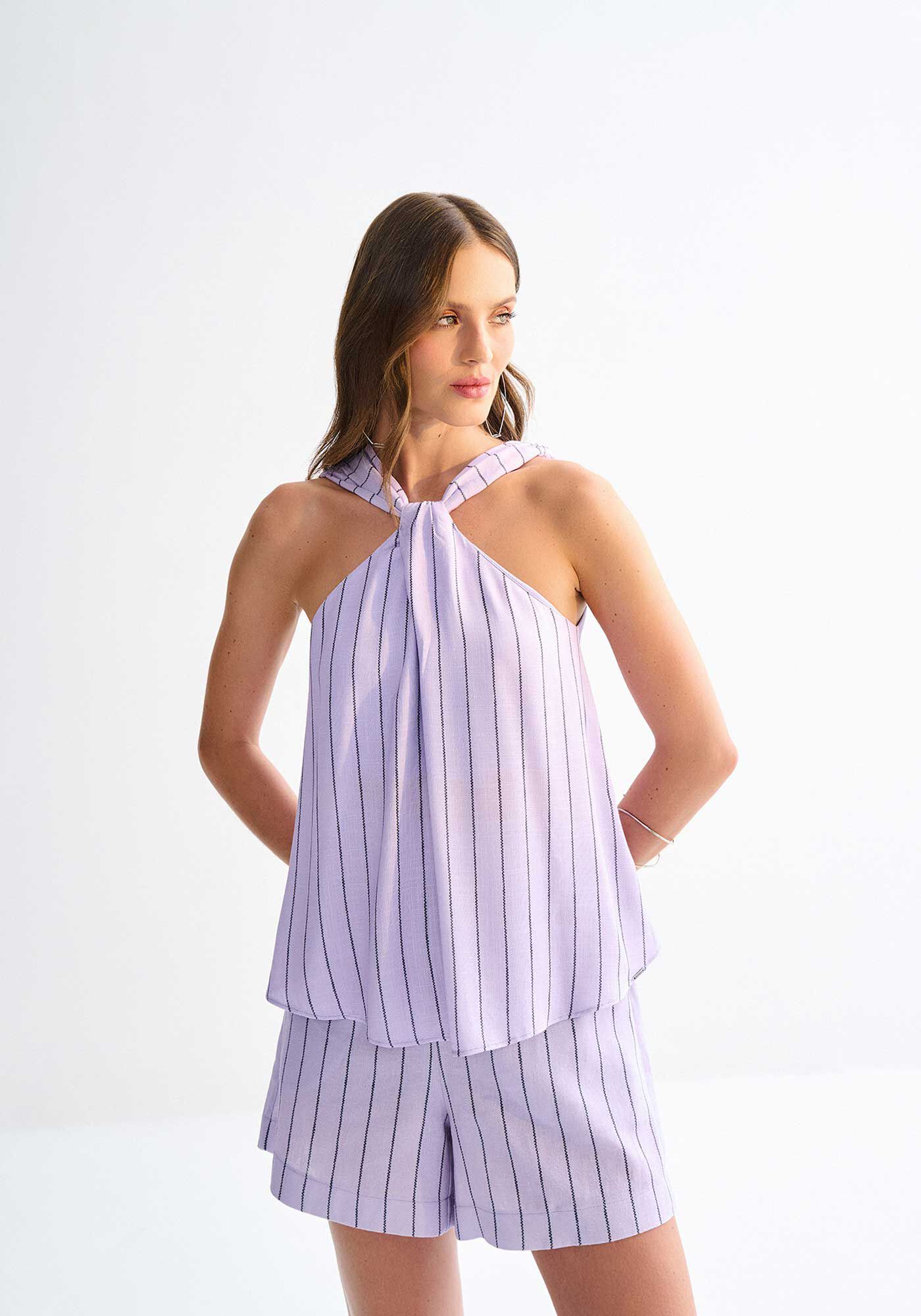 Blusa Halter Neck em Viscose Listrada, , large.