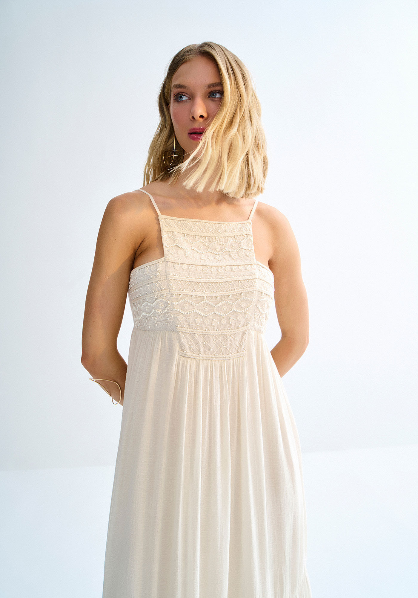 Vestido Longo de Al&ccedil;as Finas, , large.