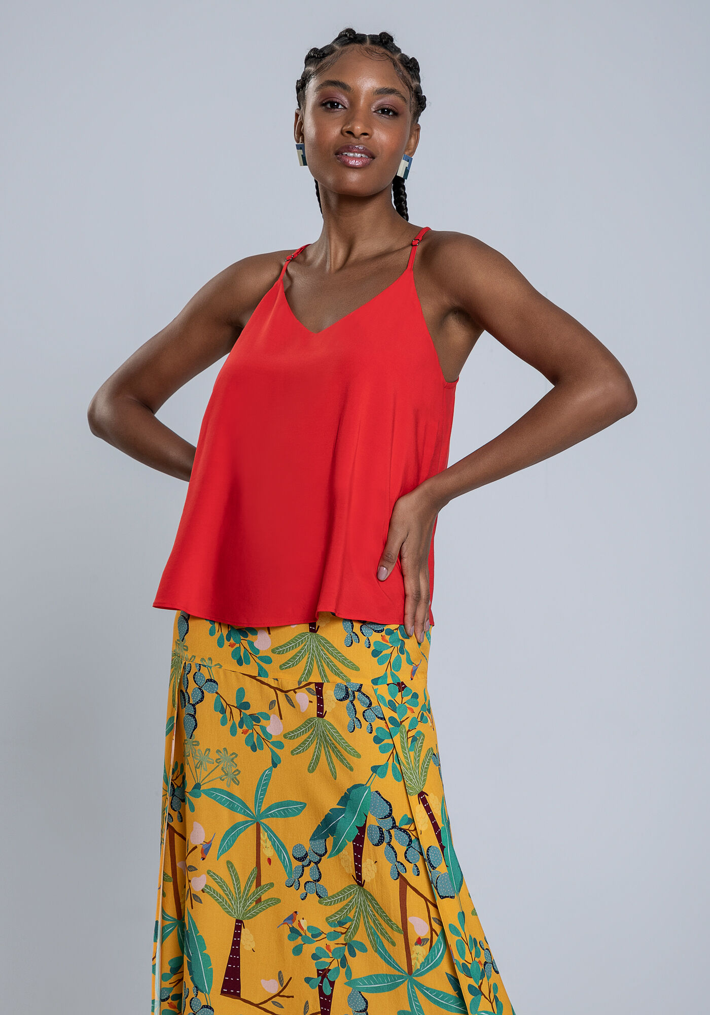 Blusa com Al&ccedil;as em Viscose com Decote V, , large.