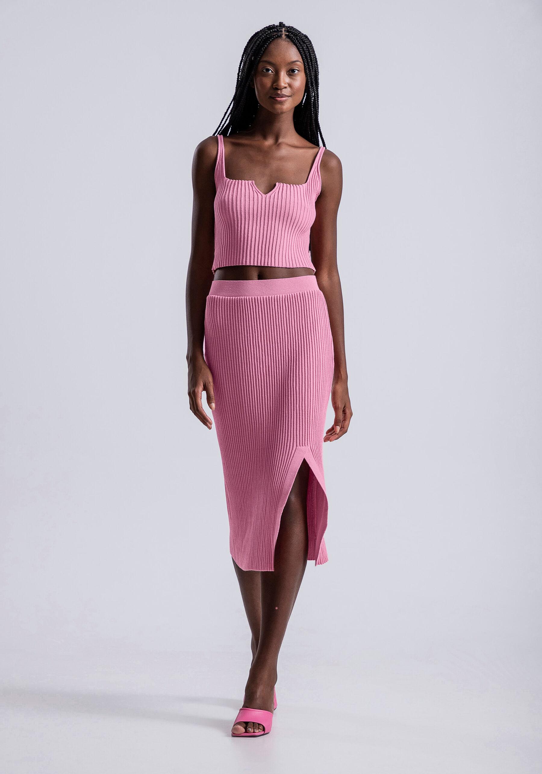 Saia Midi Cintura Média em Tricô com Fenda, . Saia Midi Cintura Média em Tricô com Fenda, , large.