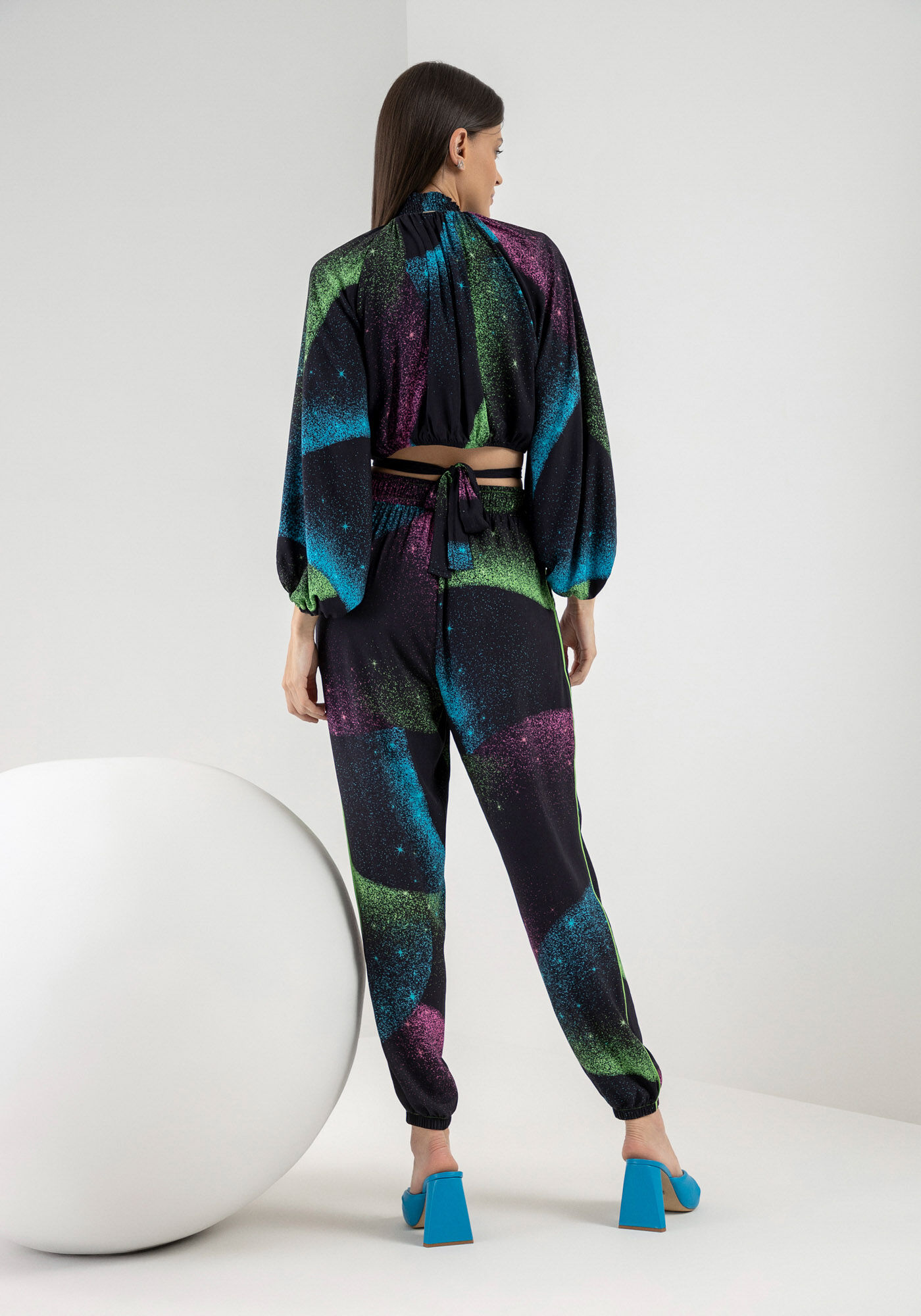 Cal&ccedil;a Jogging em Viscose Estampada, ESTRELA CADENTE, large.