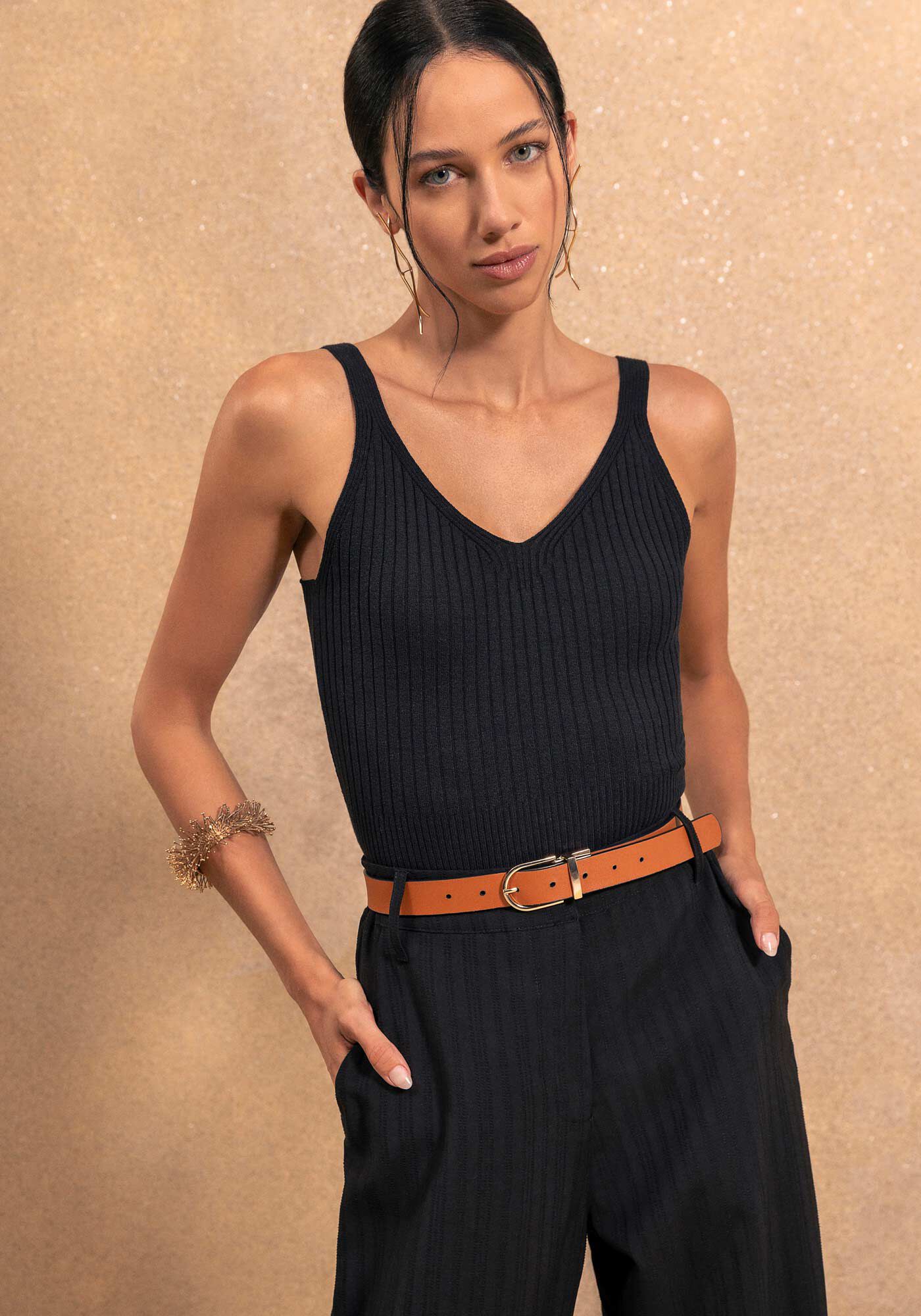 Blusa De Al&ccedil;as Com Decote Em V Em Malha Tric&ocirc;, PRETO, large.