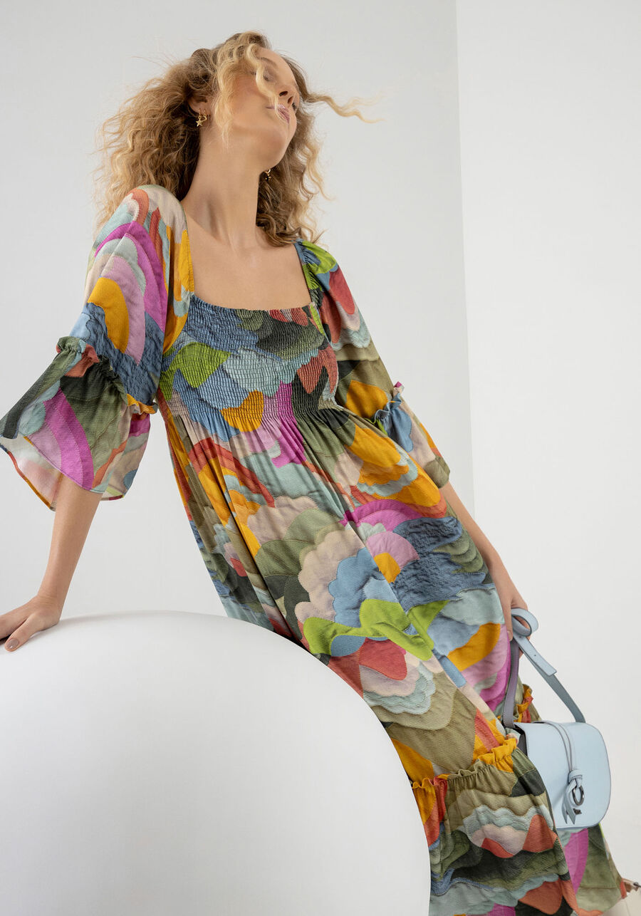 Vestido Midi em Viscose com Manga Flare, NUVENS. Vestido Midi em Viscose com Manga Flare, NUVENS, large.