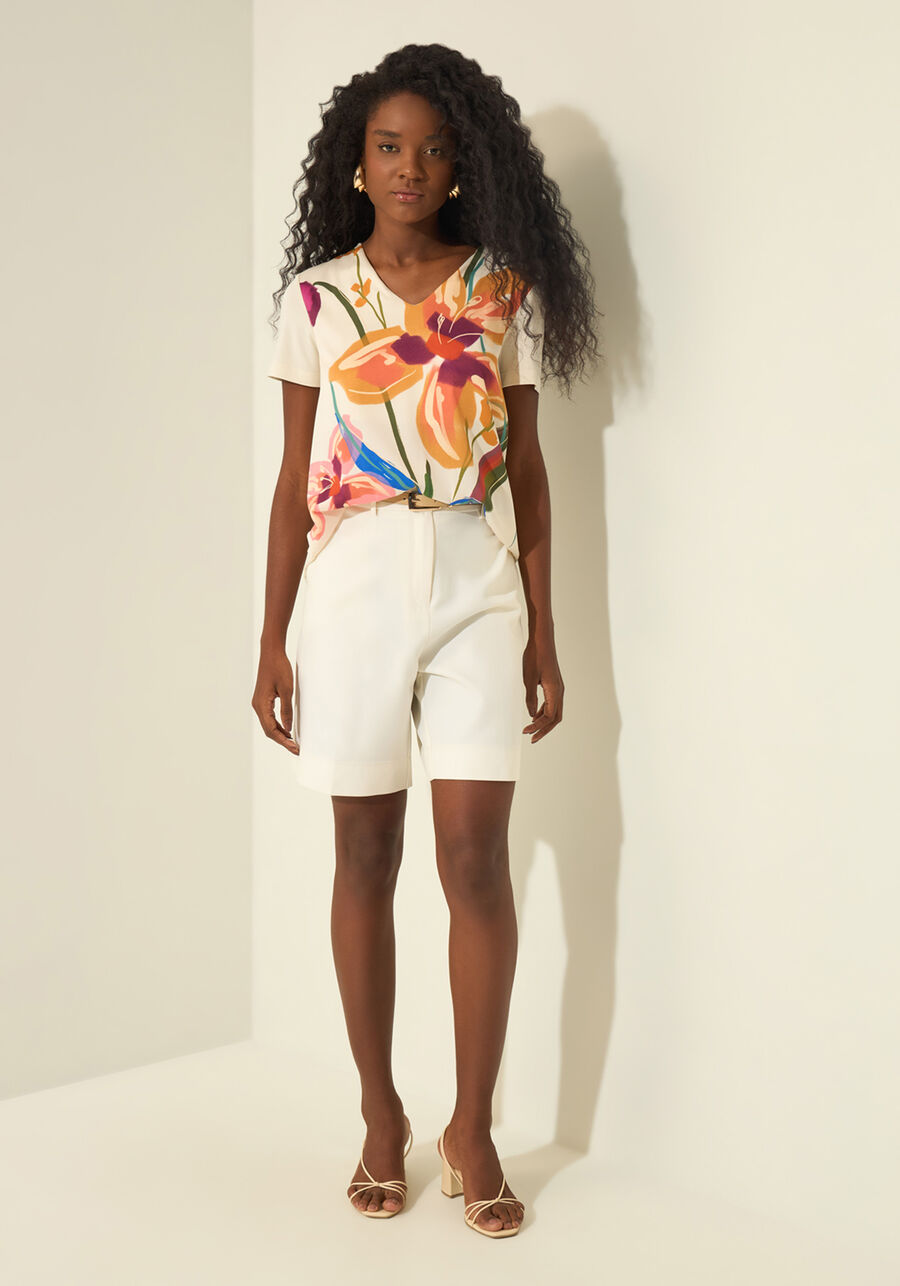Blusa De Mangas Curtas Com Decote Em V E Frente Estampada, DELICADEZA BEGE. Blusa De Mangas Curtas Com Decote Em V E Frente Estampada, DELICADEZA BEGE, large.