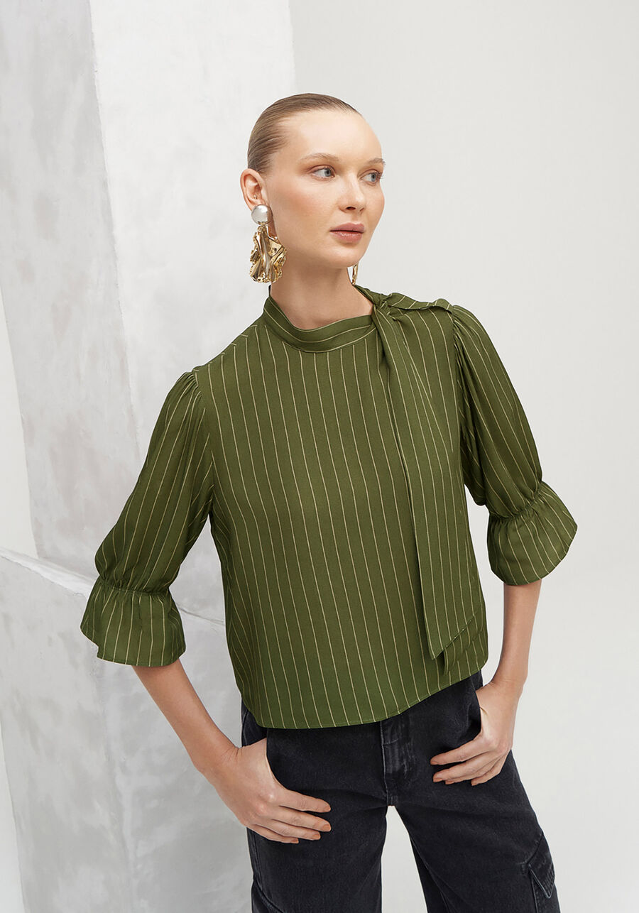 Blusa Manga 3/4 em Viscose com Amarração Gola, . Blusa Manga 3/4 em Viscose com Amarração Gola, , large.