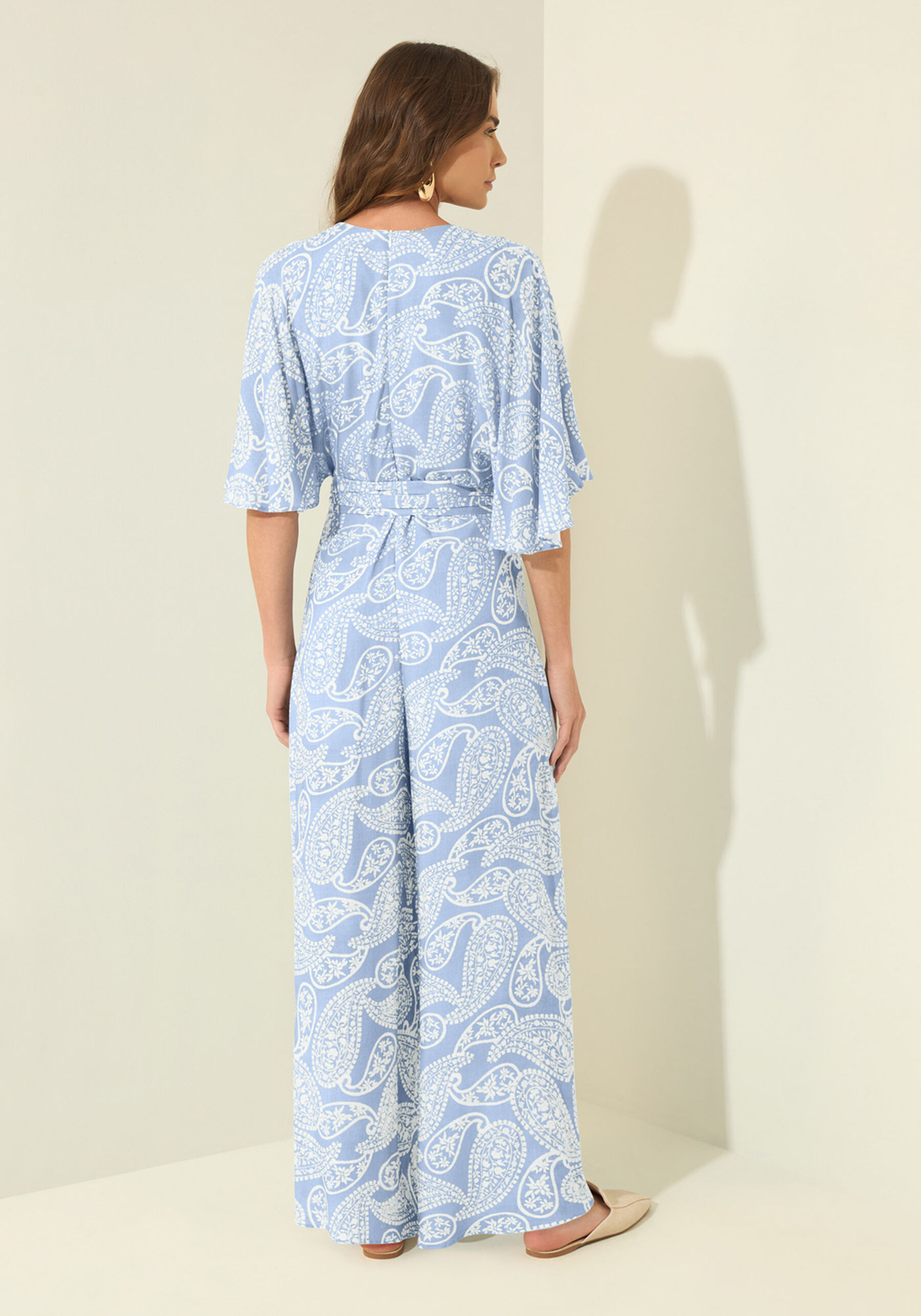 Macacão Longo Estampado Com Mangas Curtas E Cinto, ORNAMENTOS AZUL. Macacão Longo Estampado Com Mangas Curtas E Cinto, ORNAMENTOS AZUL, large.