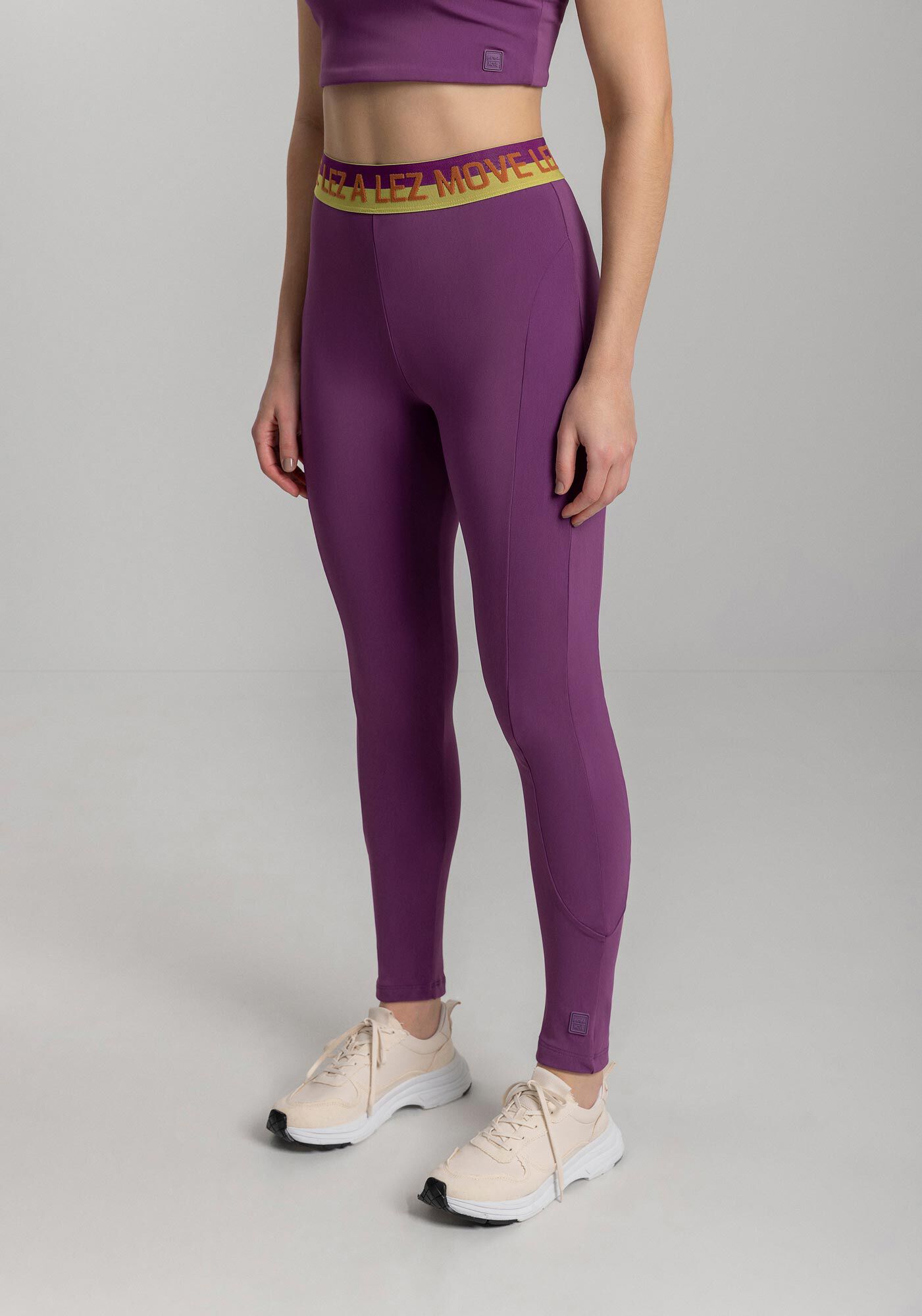 Cal&ccedil;a Legging Com Cintura M&eacute;dia E C&oacute;s El&aacute;stico Move, , large.