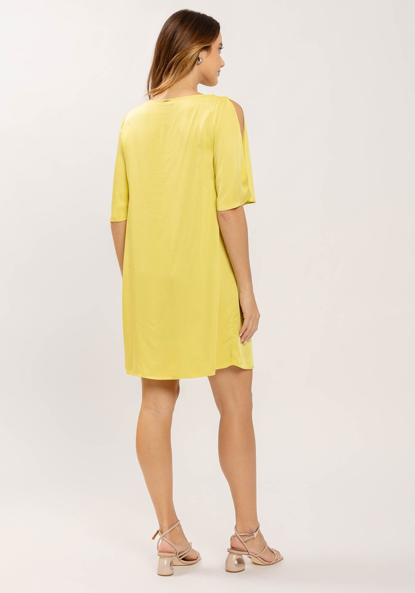 Vestido Curto Reto com Manga Curta, , large.