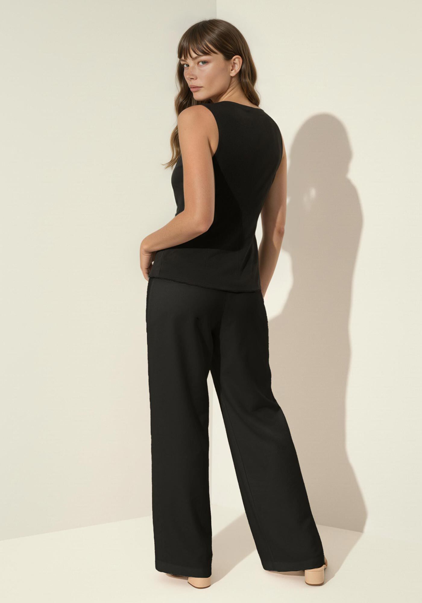 Colete Com Abertura E Bot&otilde;es Diferenciados Em Alfaiataria, PRETO, large.