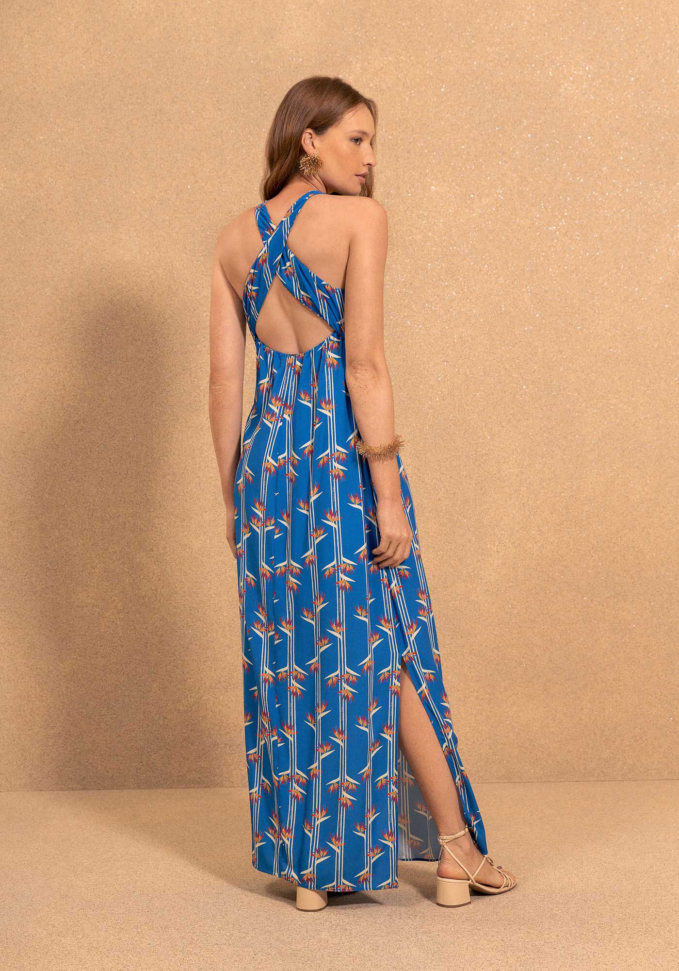 Vestido Longo Estampado Com Al&ccedil;as Cruzadas Nas Costas, STRELIZIA MINI AZUL, large.