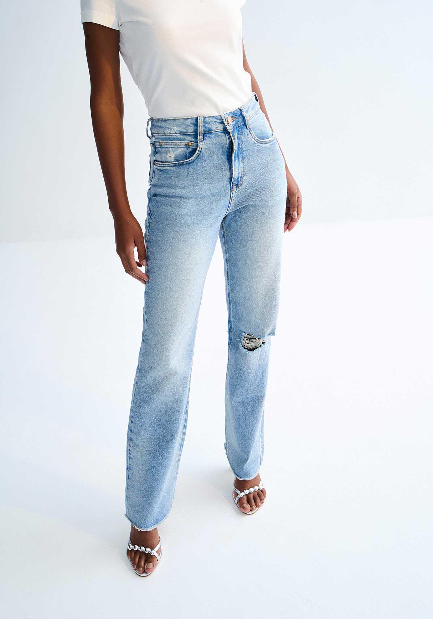 Cal&ccedil;a Jeans Reta Cintura Alta Clara com Barra Desfiada, , large.