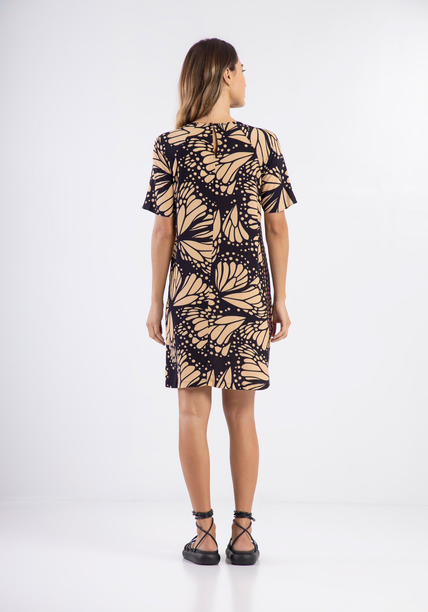 Vestido Curto Reto em Viscose Estampado, , large.