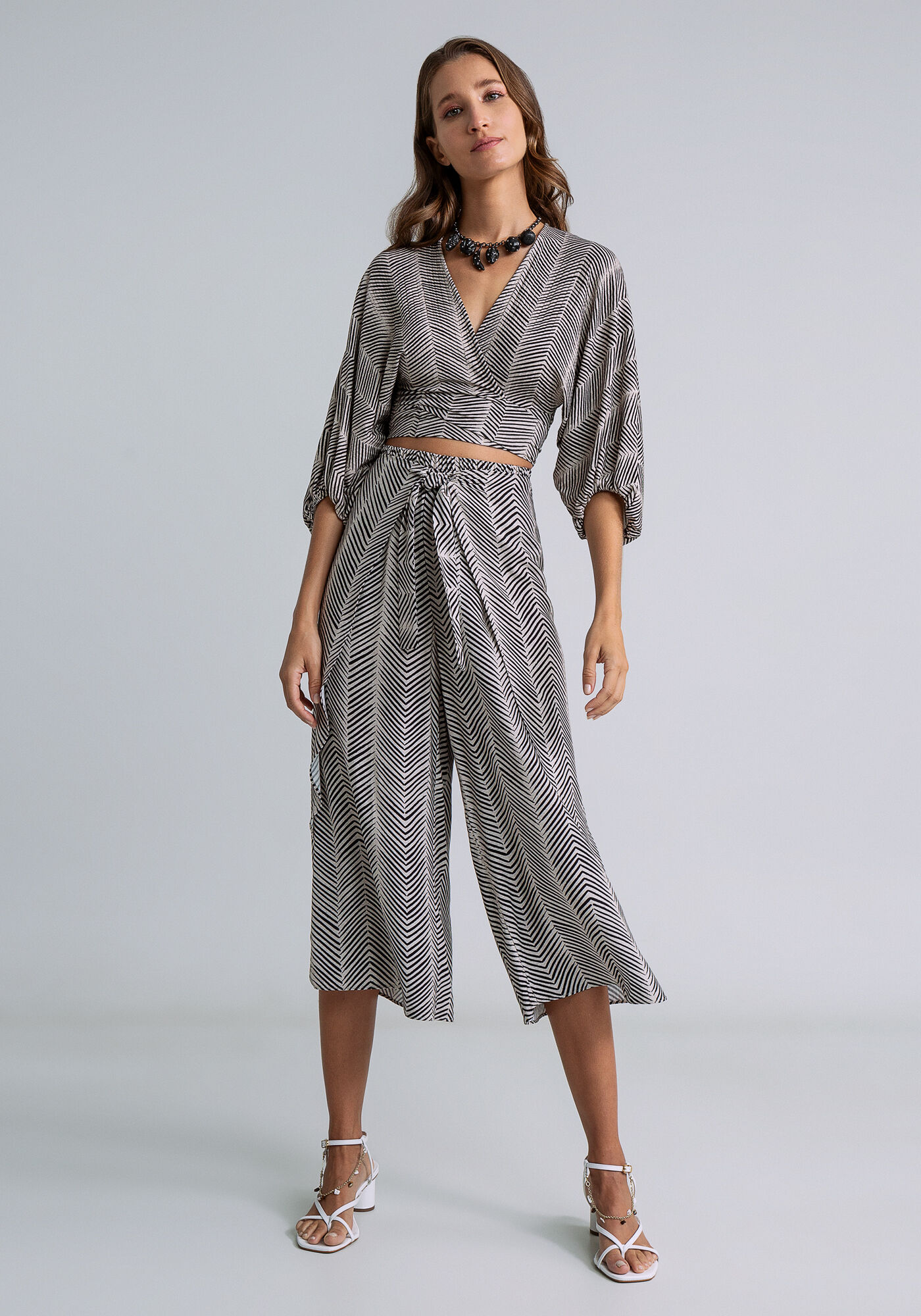 Blusa Cropped Manga 3/4 Transpassada, , large.