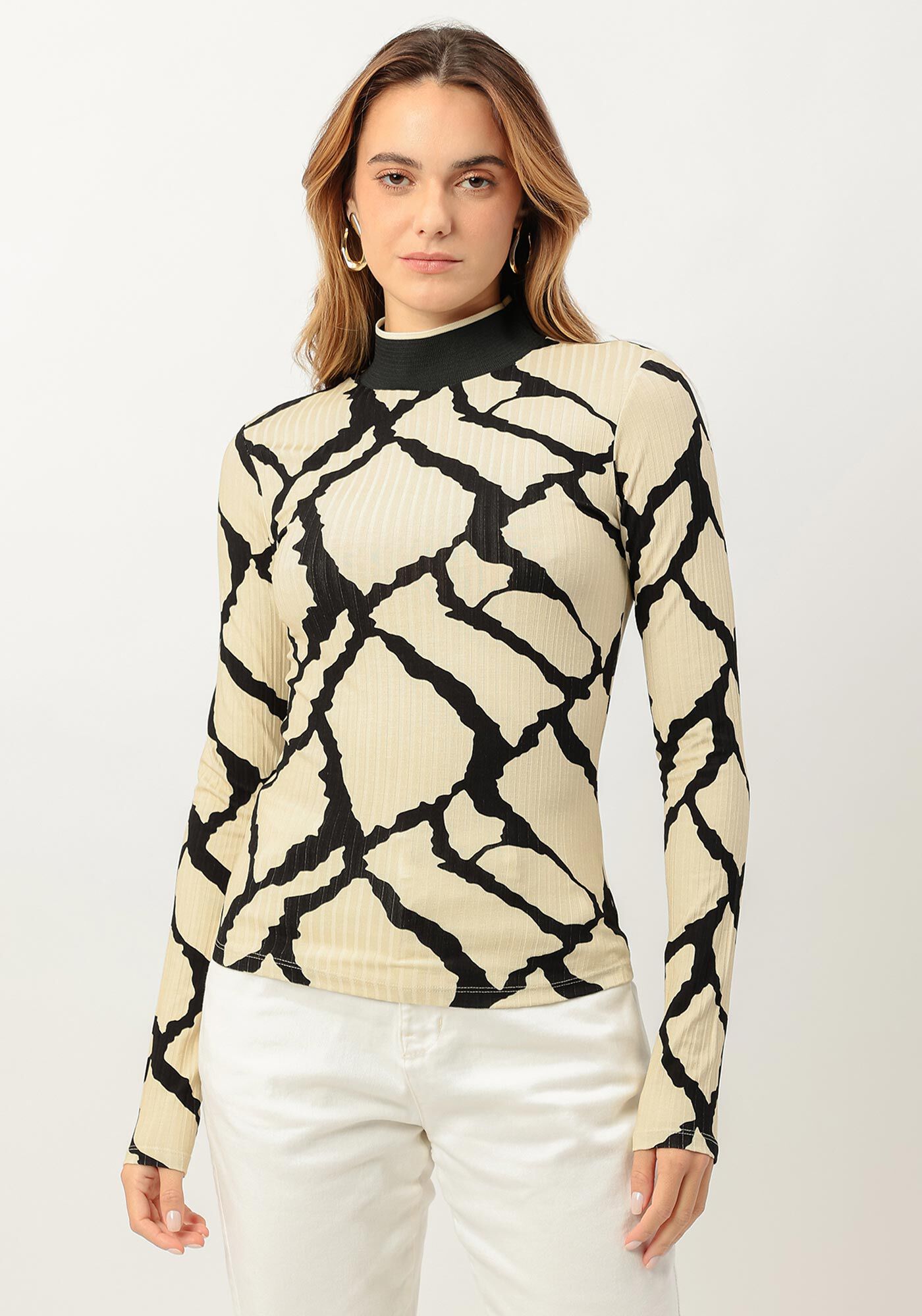 Blusa Manga Longa Canelada com Gola Alta Retil&iacute;nea, , large.