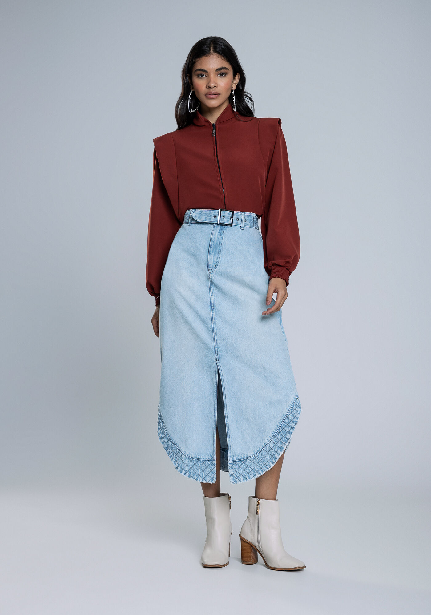 Saia Midi em Jeans com Cinto e Matelass Lez a Lez