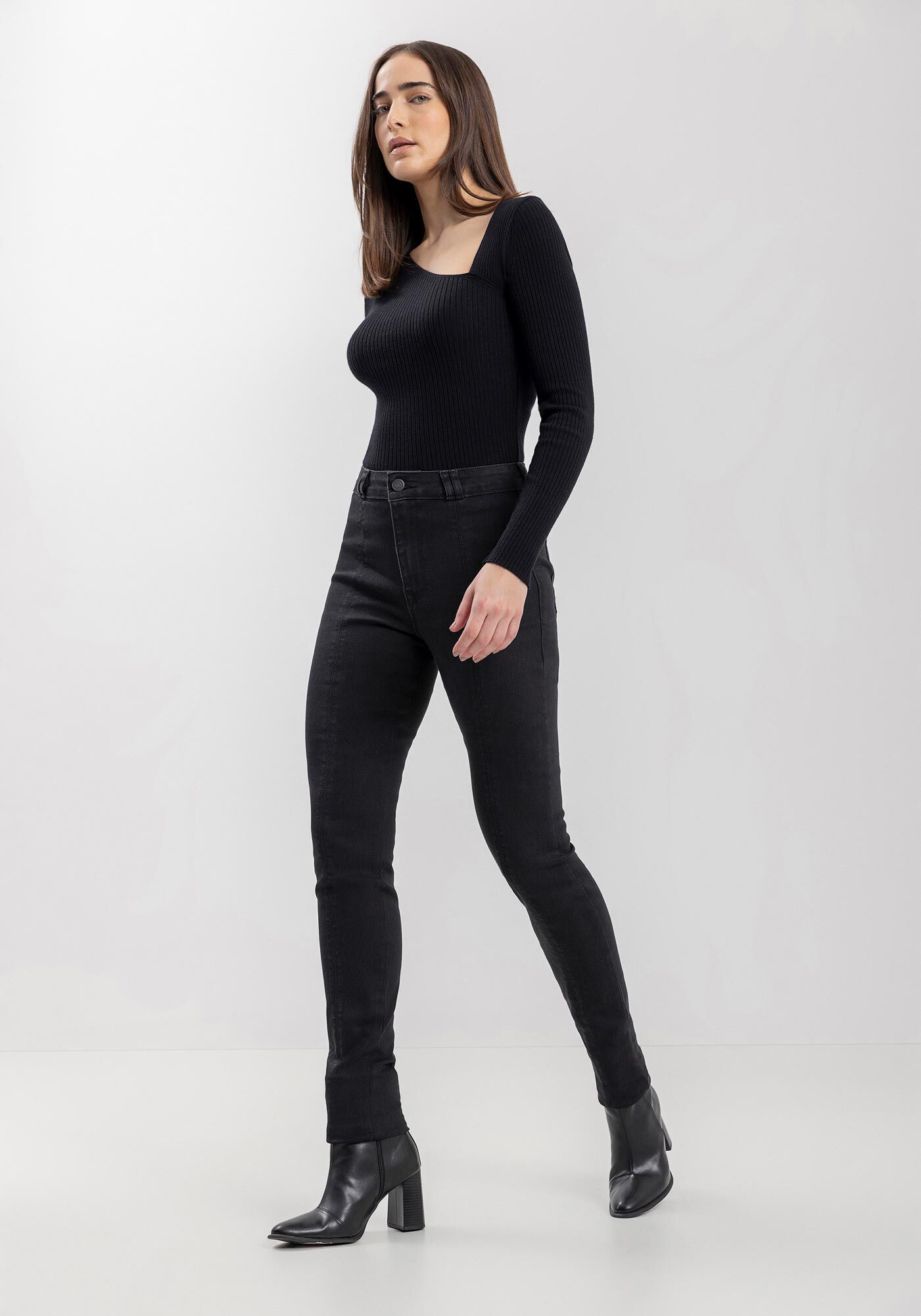 Cal&ccedil;a Jeans Jegging Com Cintura Alta E Costura Central, , large.