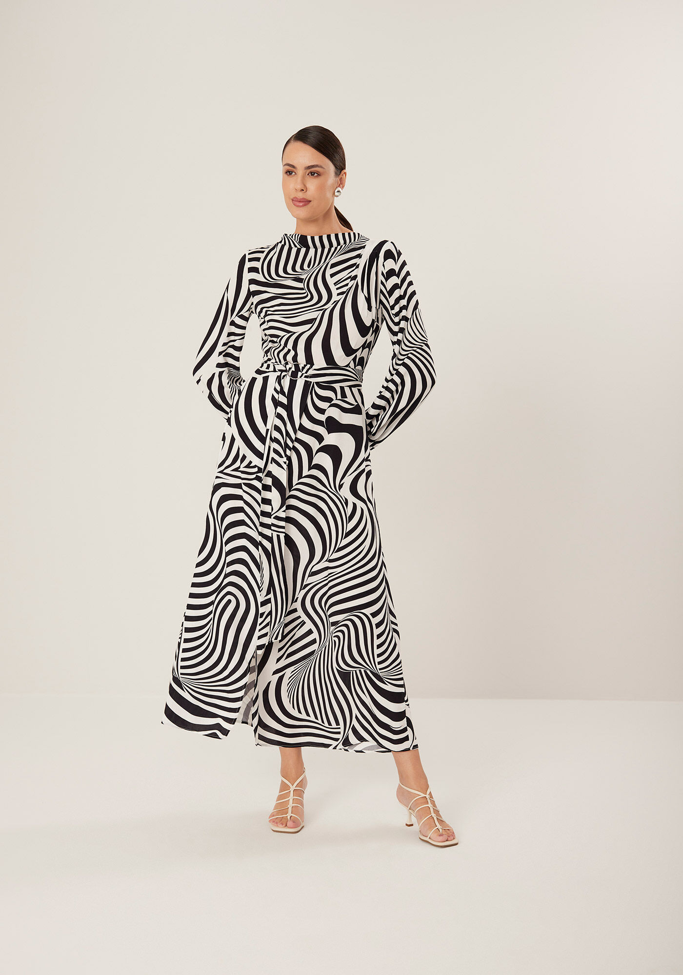 Vestido Midi Ch&aacute; Estampado Com Mangas Amplas E Faixa, , large.