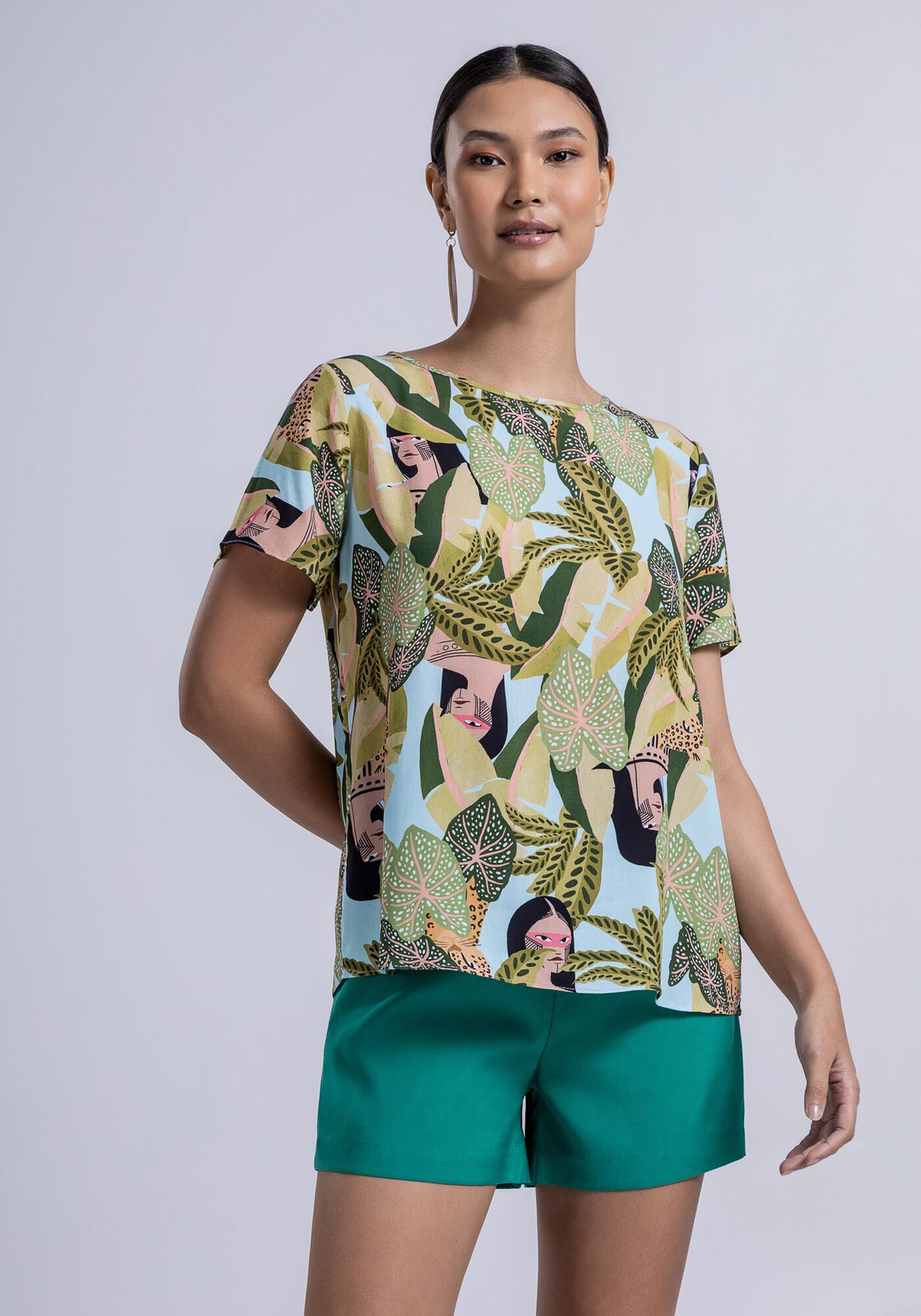 Blusa Manga Curta em Viscose Estampada, , large.