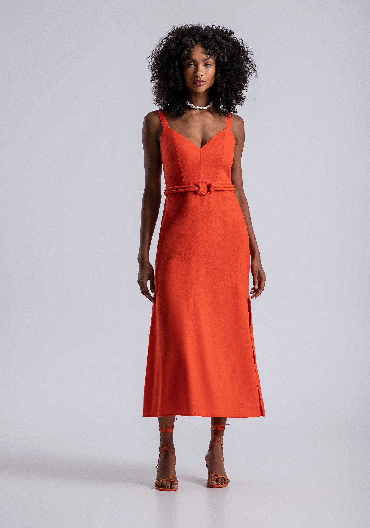 Vestido de linho com cinto hot sale