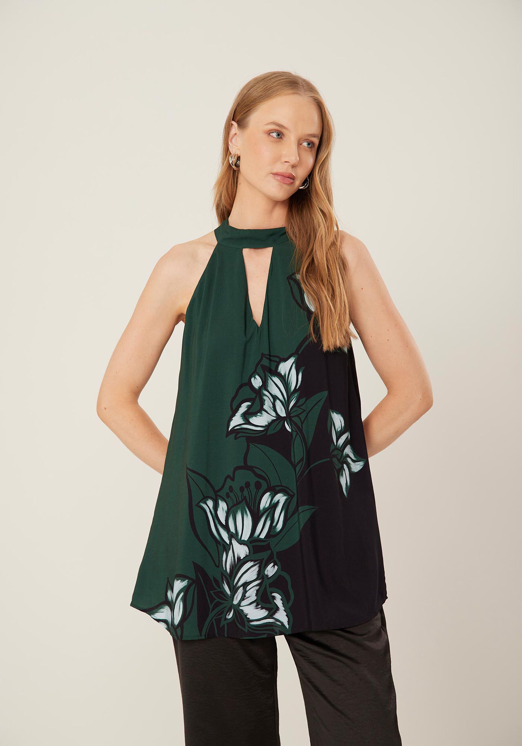 Blusa Alongada Estampada Sem Mangas Com Amarração, . Blusa Alongada Estampada Sem Mangas Com Amarração, , large.