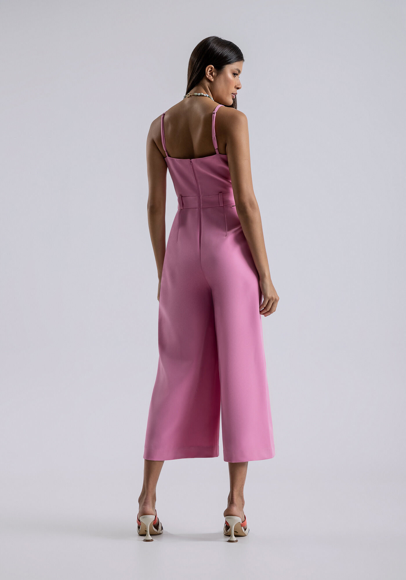 Macac&atilde;o Pantacourt com Recorte Cintura, , large.