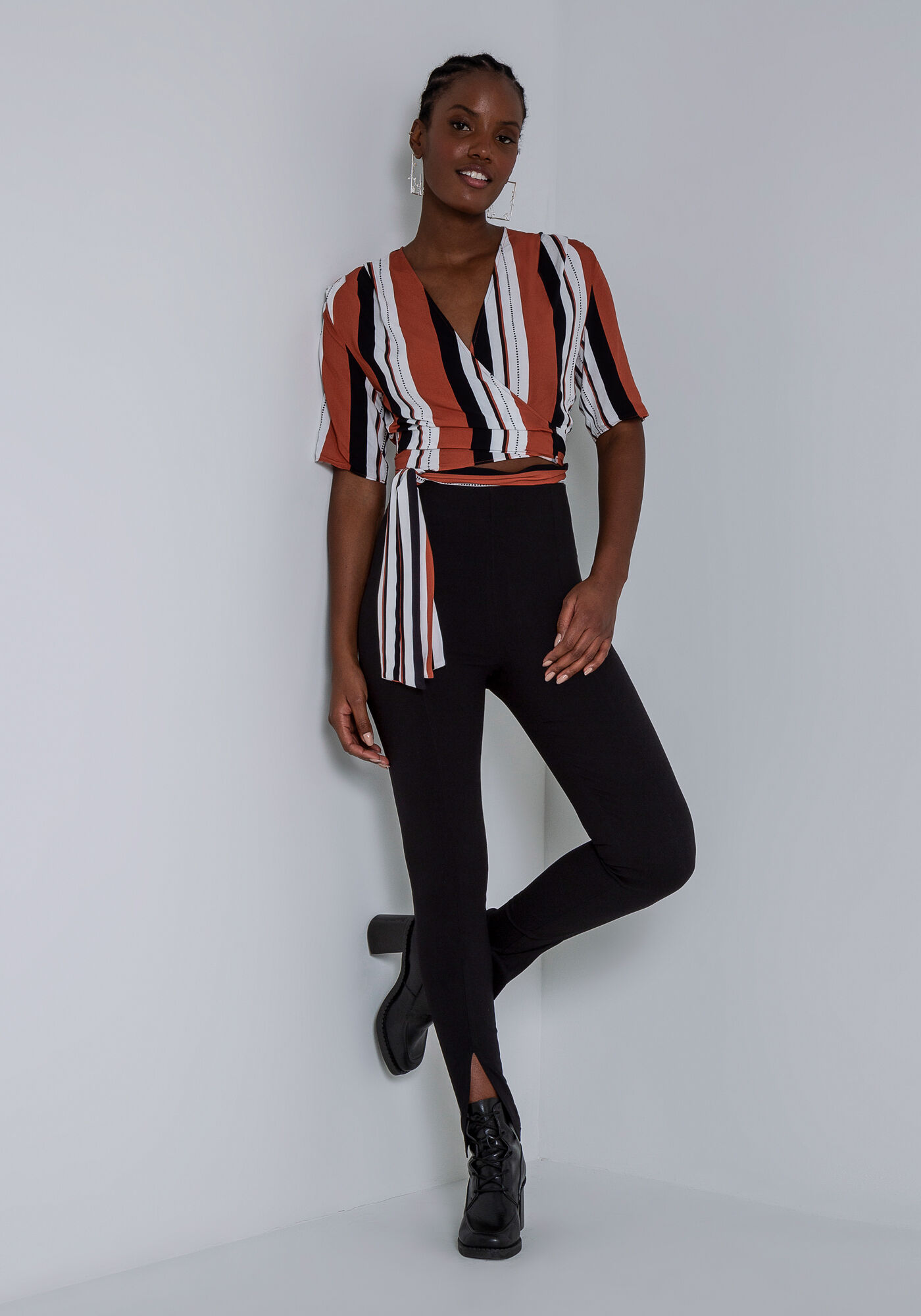 Calça lezalez preta shop