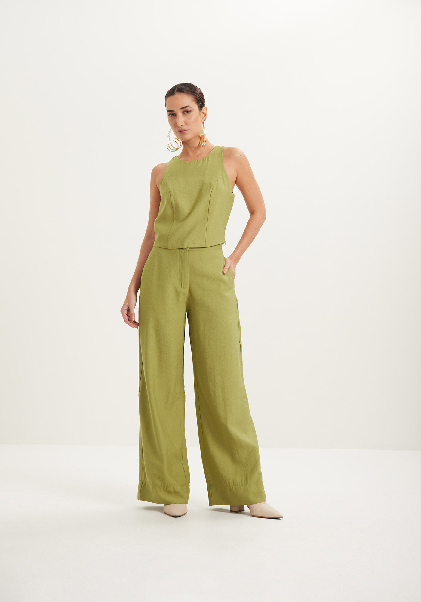 Cal&ccedil;a Reta Em Alfaiataria Com Cintura M&eacute;dia E Bot&otilde;es, , large.