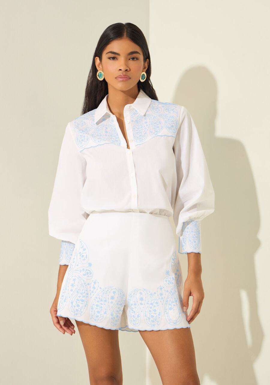 Shorts De Cintura Alta Bordado Em Tricoline, BRANCO. Shorts De Cintura Alta Bordado Em Tricoline, BRANCO, large.