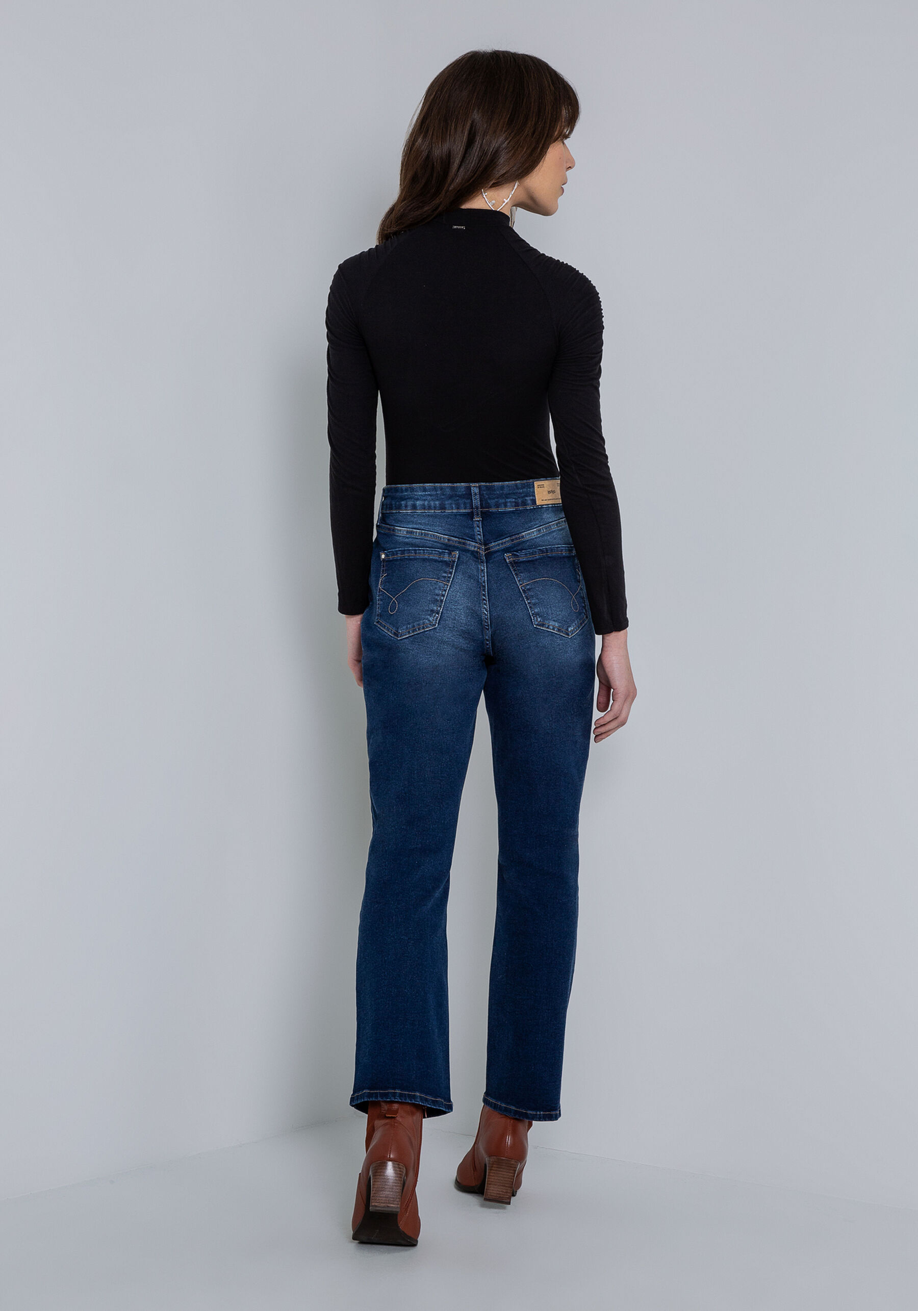 Calça Jeans Reta Cropped Tulum com Elastic Denim, . Calça Jeans Reta Cropped Tulum com Elastic Denim, , large.