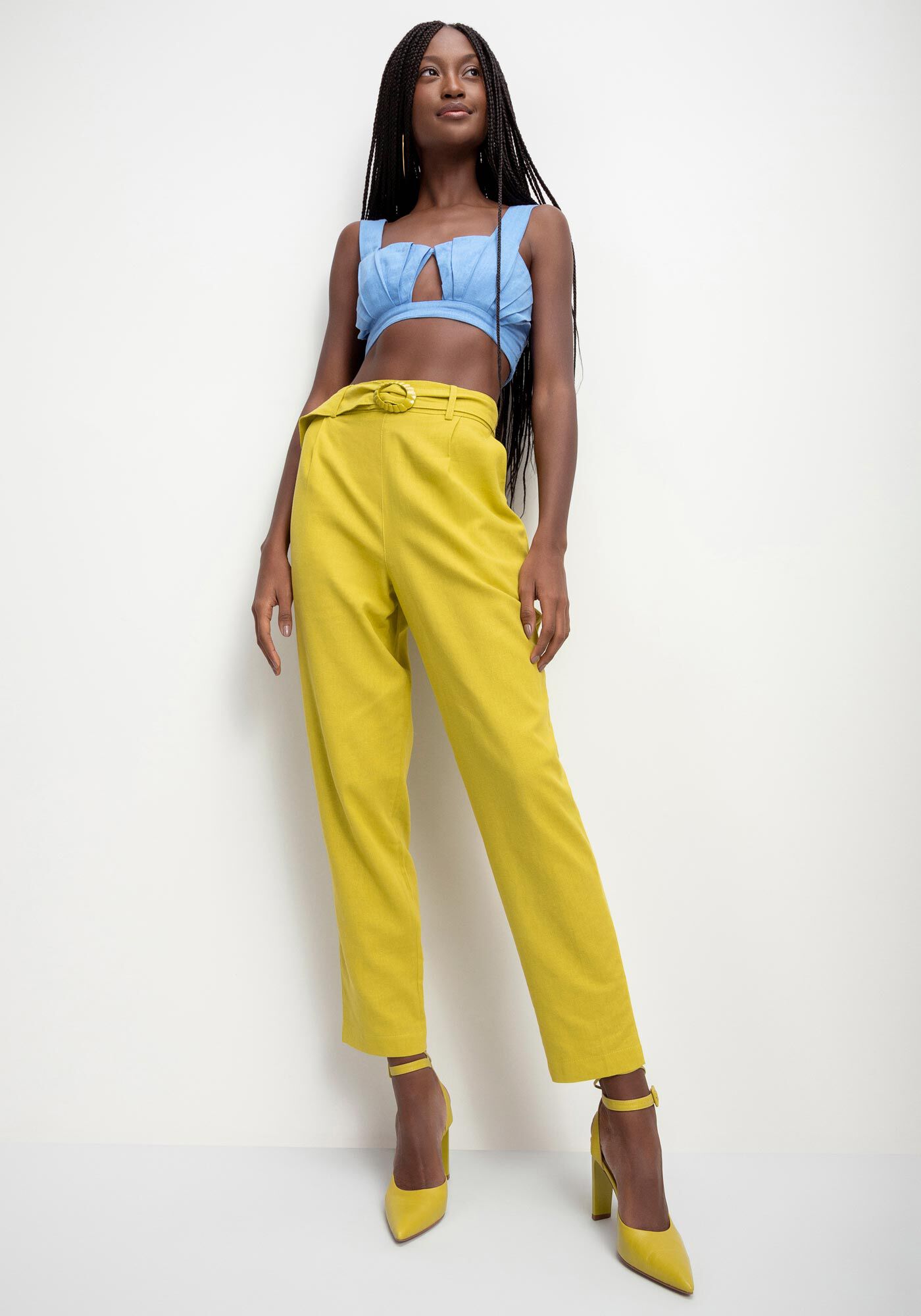 Cal&ccedil;a Carrot Slim em Linho com Cinto, AMARELO ENCANTO, large.