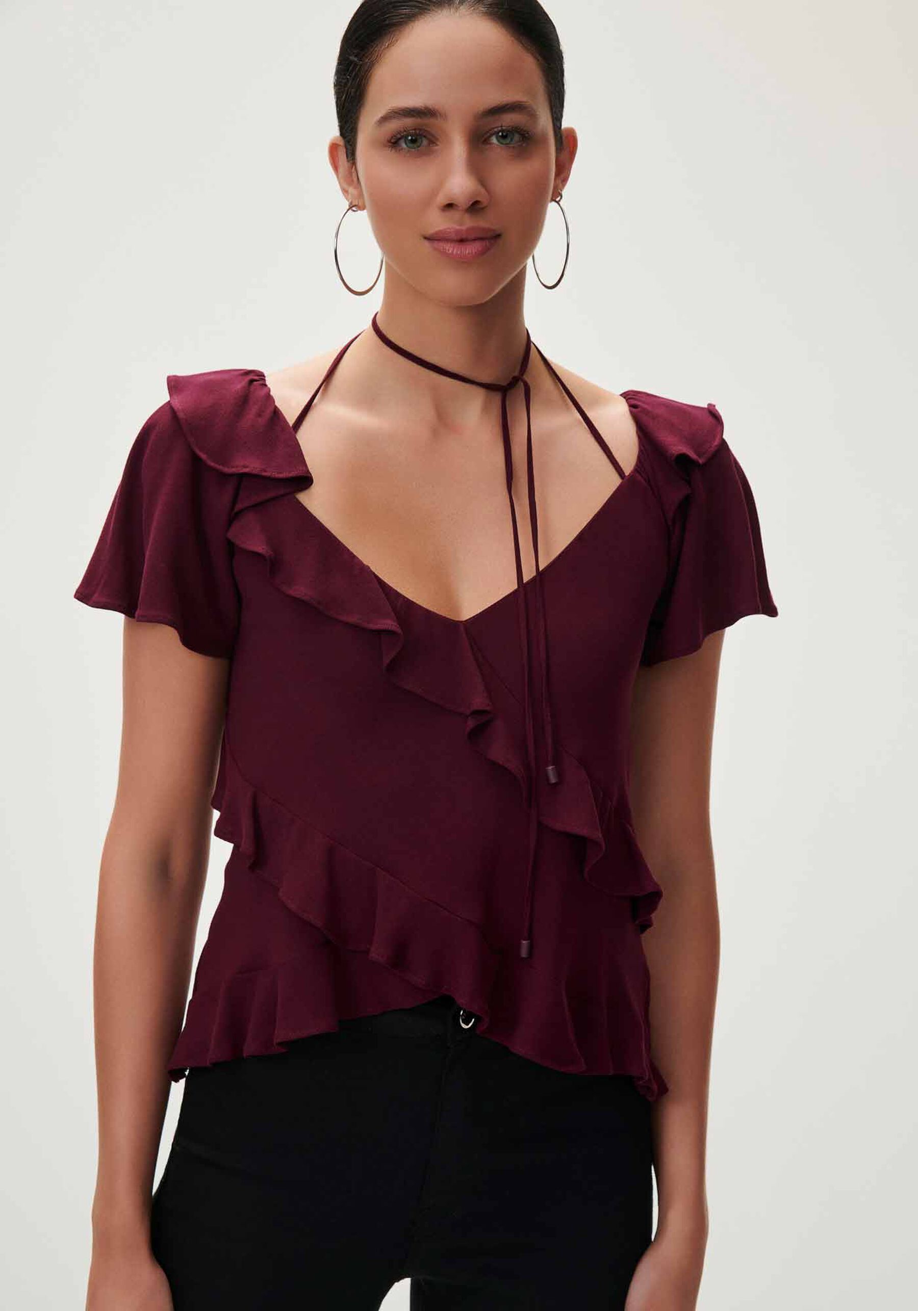 Blusa em Crepe com Babados e Amarração, . Blusa em Crepe com Babados e Amarração, , large.