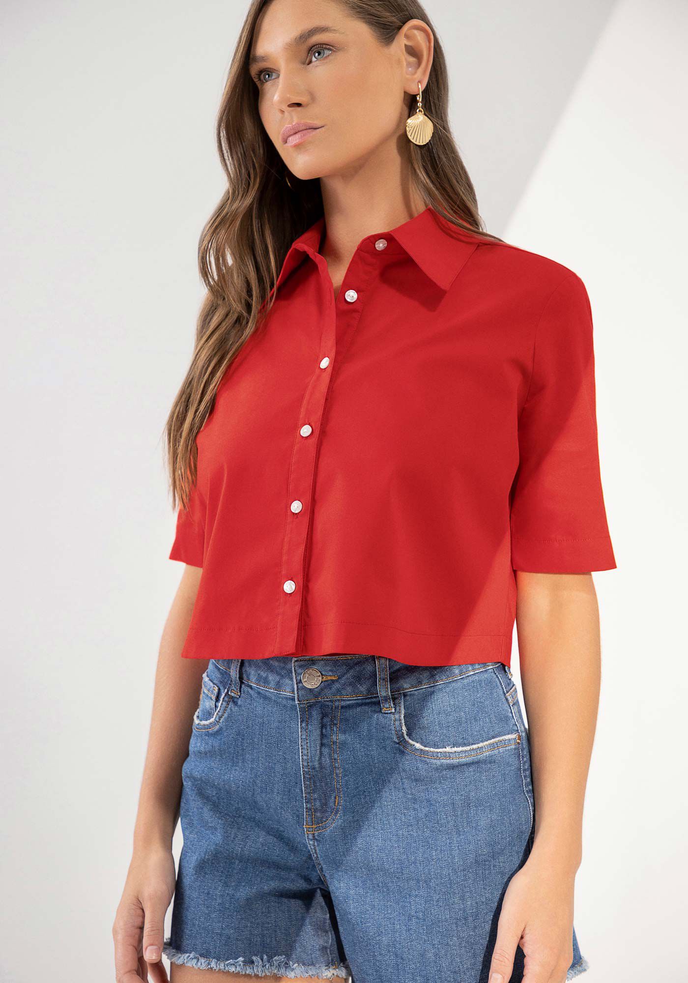 Camisa Manga Curta em Tecido Plano Minimalista Lez a Lez
