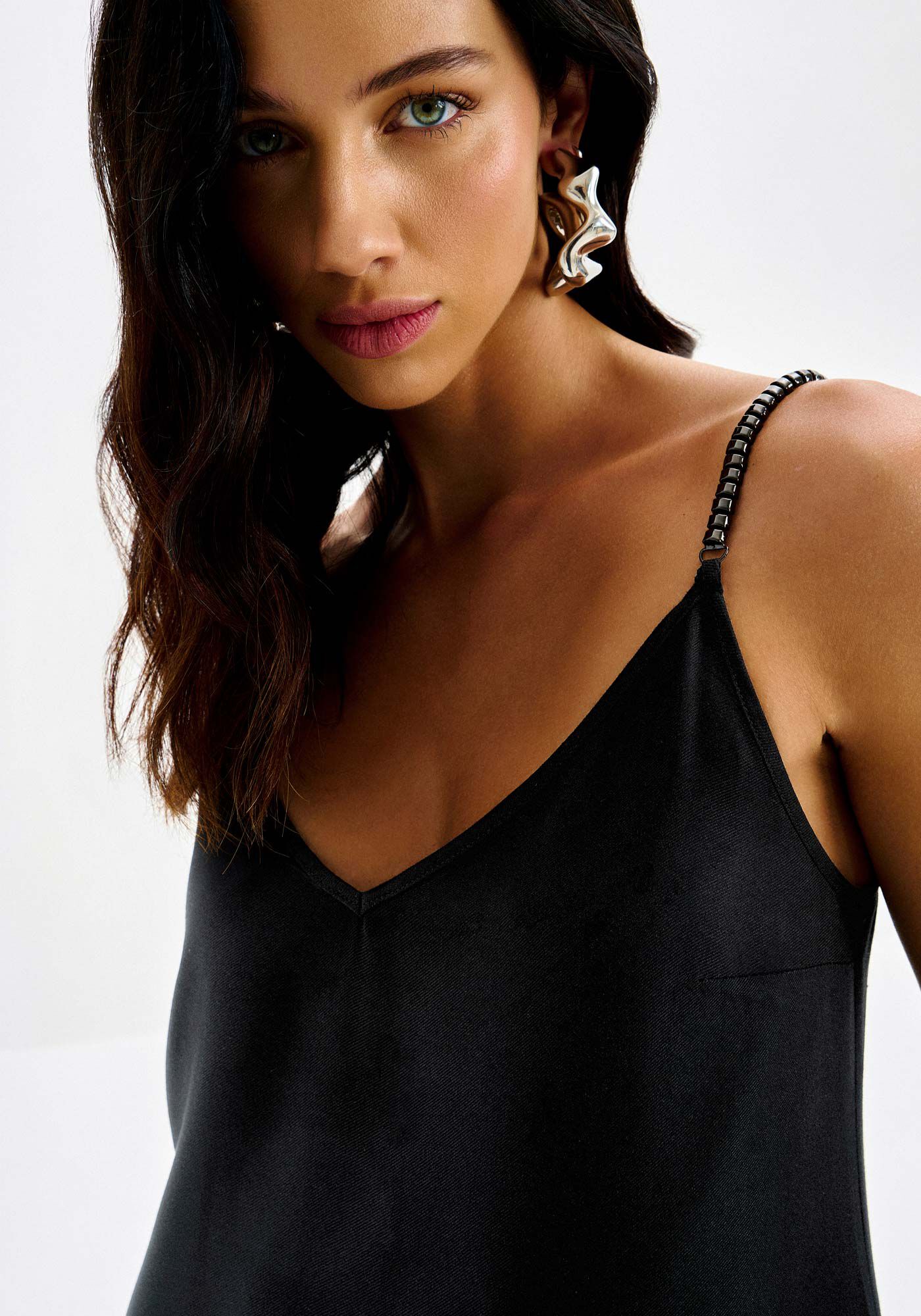 Vestido Midi Assim&eacute;trico com Strass Al&ccedil;as, , large.