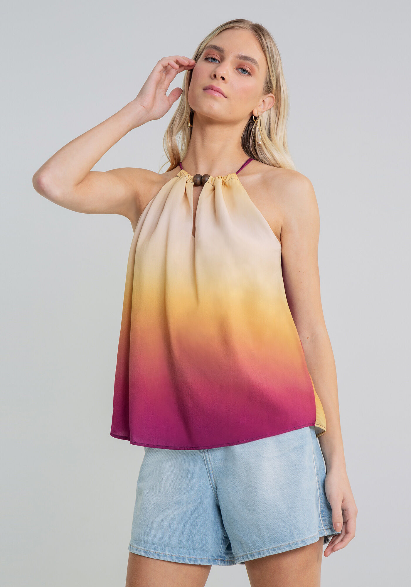 Blusa com Al&ccedil;as Detalhe Decote, , large.