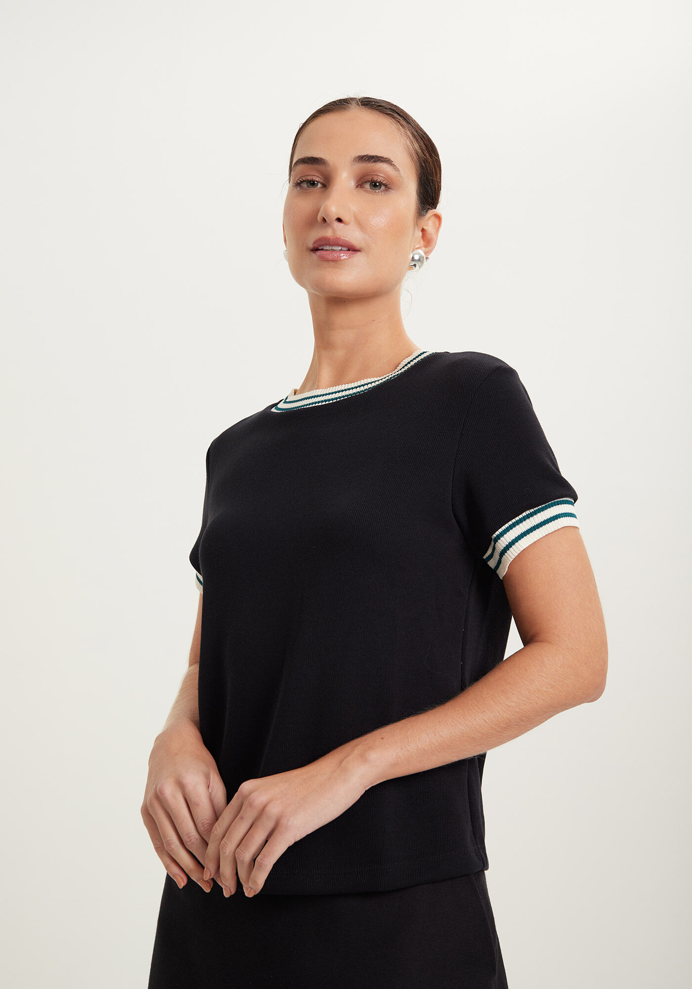Blusa De Mangas Curtas Em Malha Com Gola Diferenciada, , large.