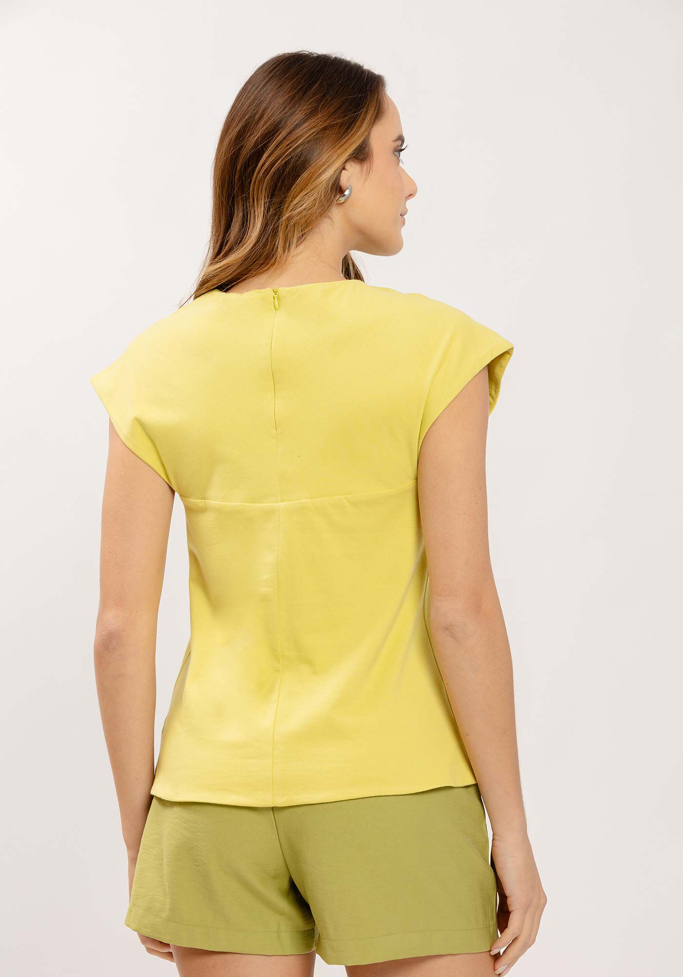 Blusa em Malha Prime com Gola, , large.