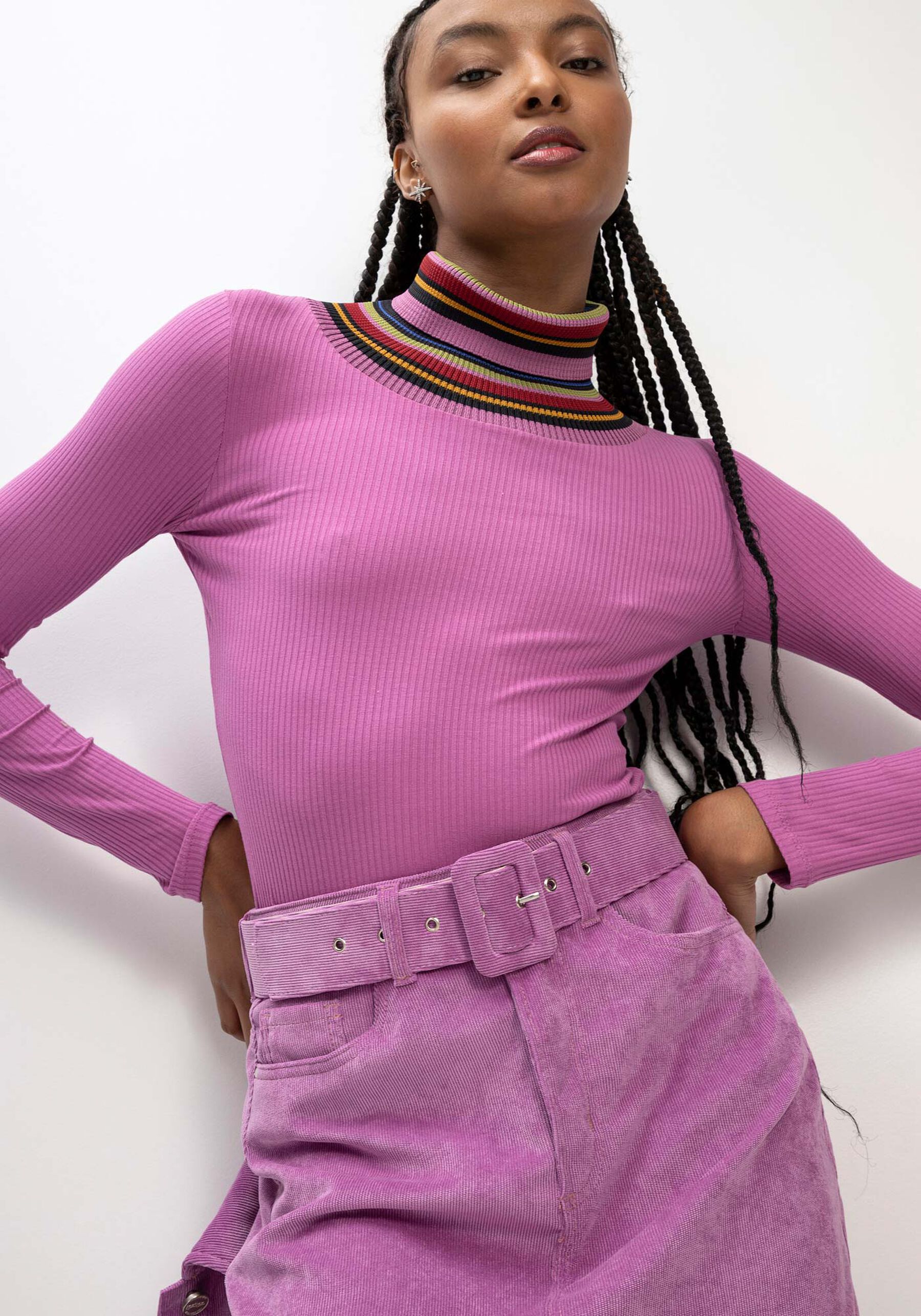 Blusa Manga Longa com Gola Alta Retilínea, VIOLETA TWIGG. Blusa Manga Longa com Gola Alta Retilínea, VIOLETA TWIGG, large.