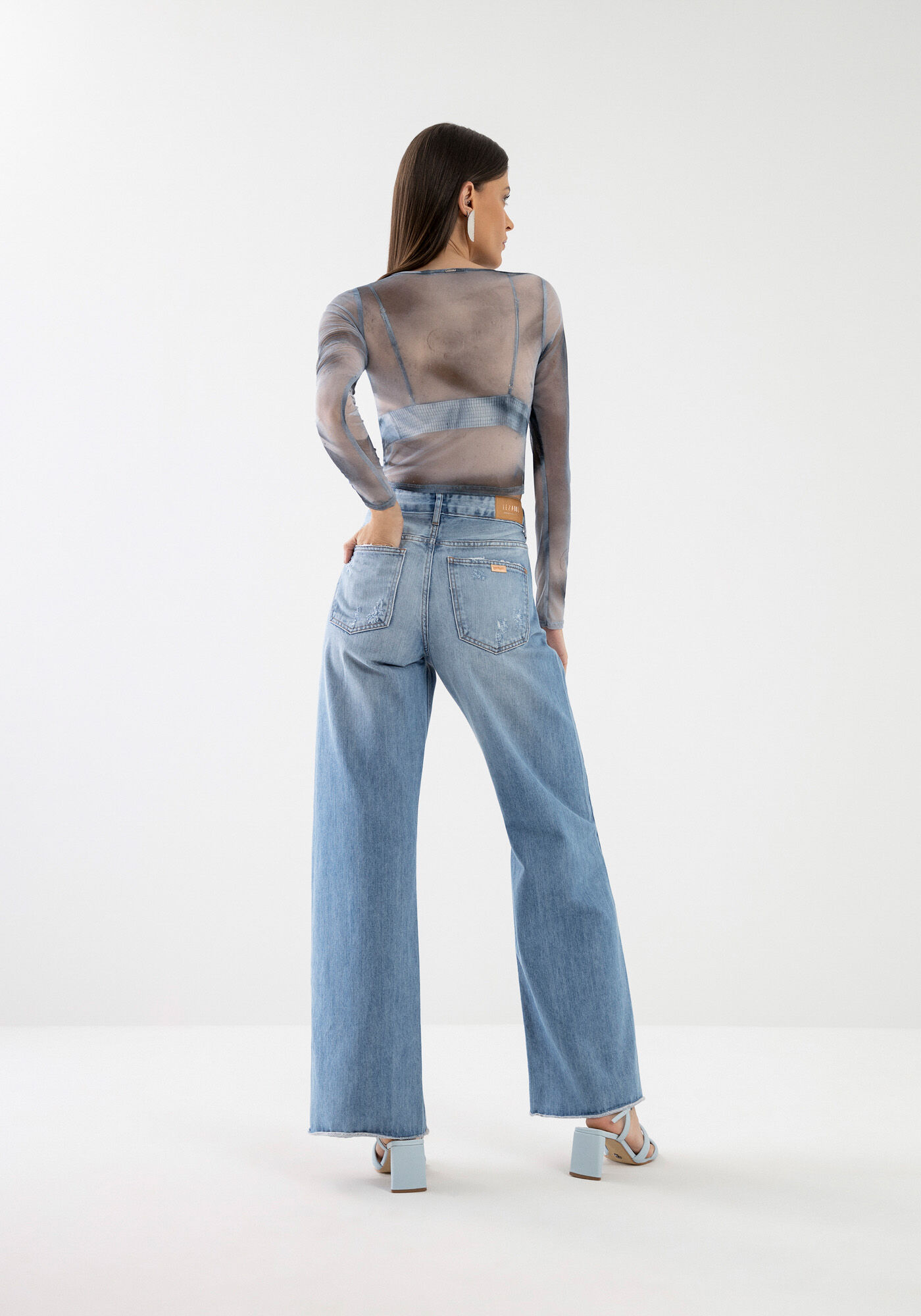 Cal&ccedil;a Jeans Wide Leg Cintura Baixa Estonada, , large.