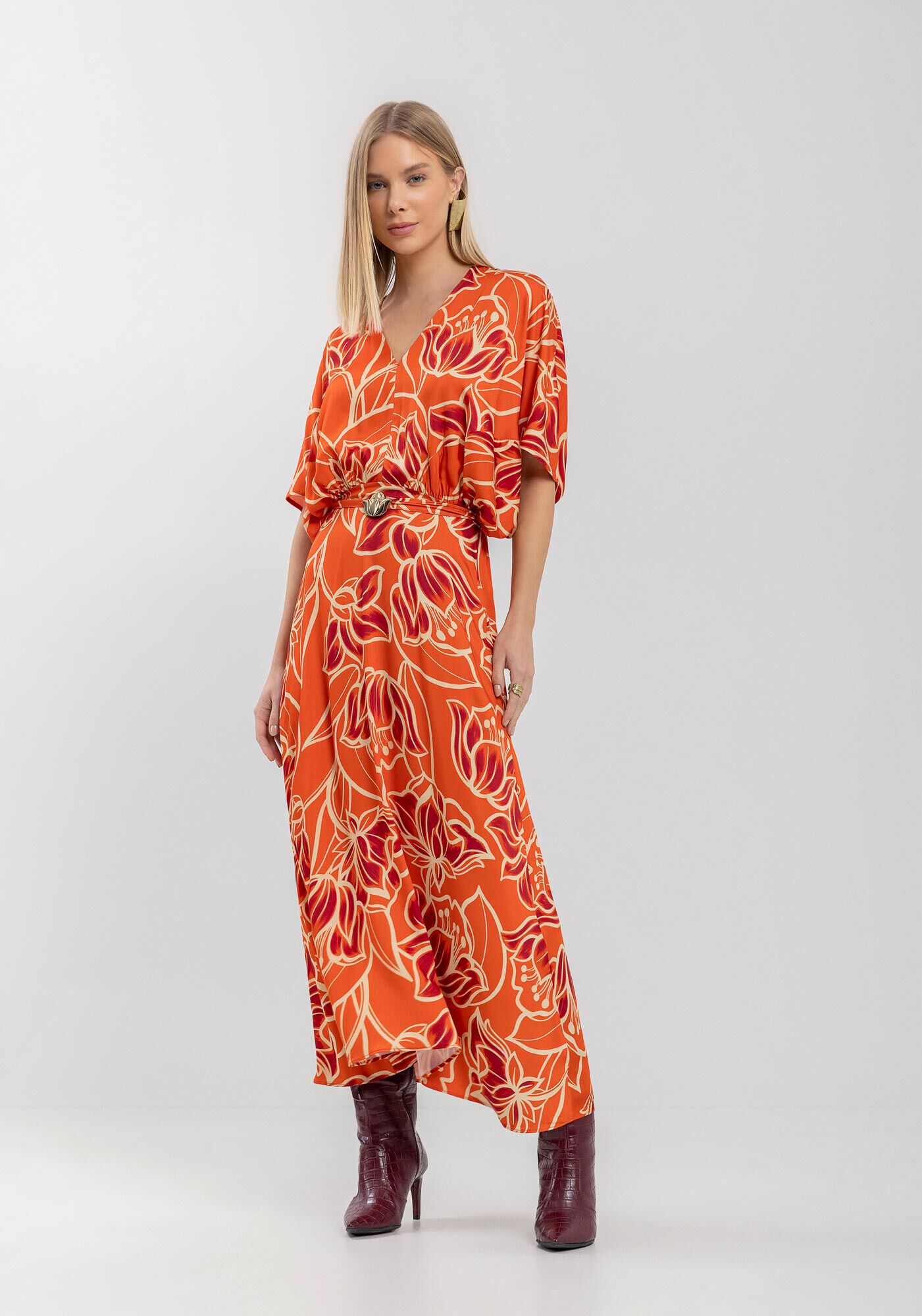 Vestido Estampado Midi Ch&aacute; Com Mangas M&eacute;dias E Cinto Em Viscose, BELL FLOWERS LARANJA, large.