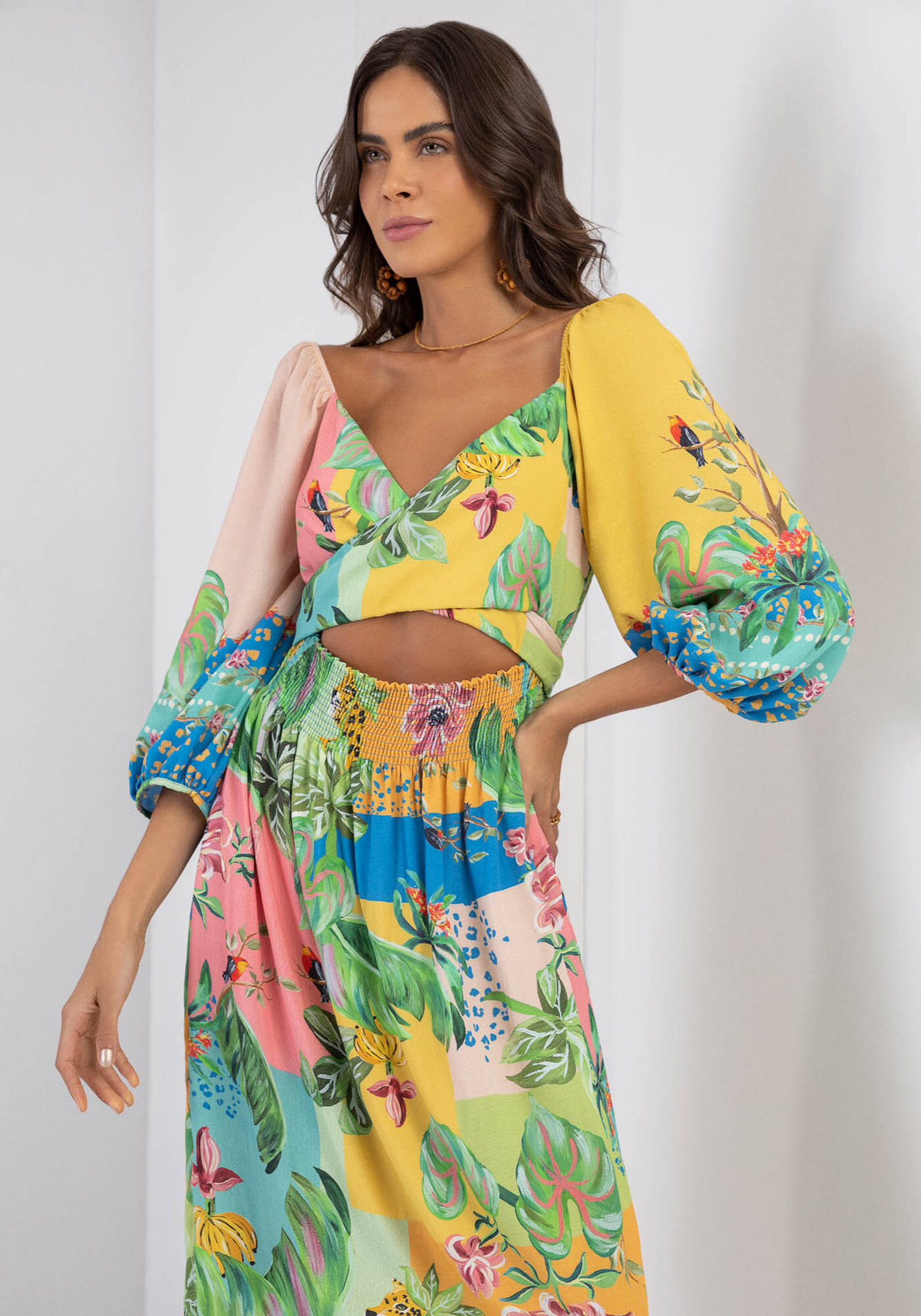 Vestido Manga 3/4 com Decote Transpassado, MACUITA, large.