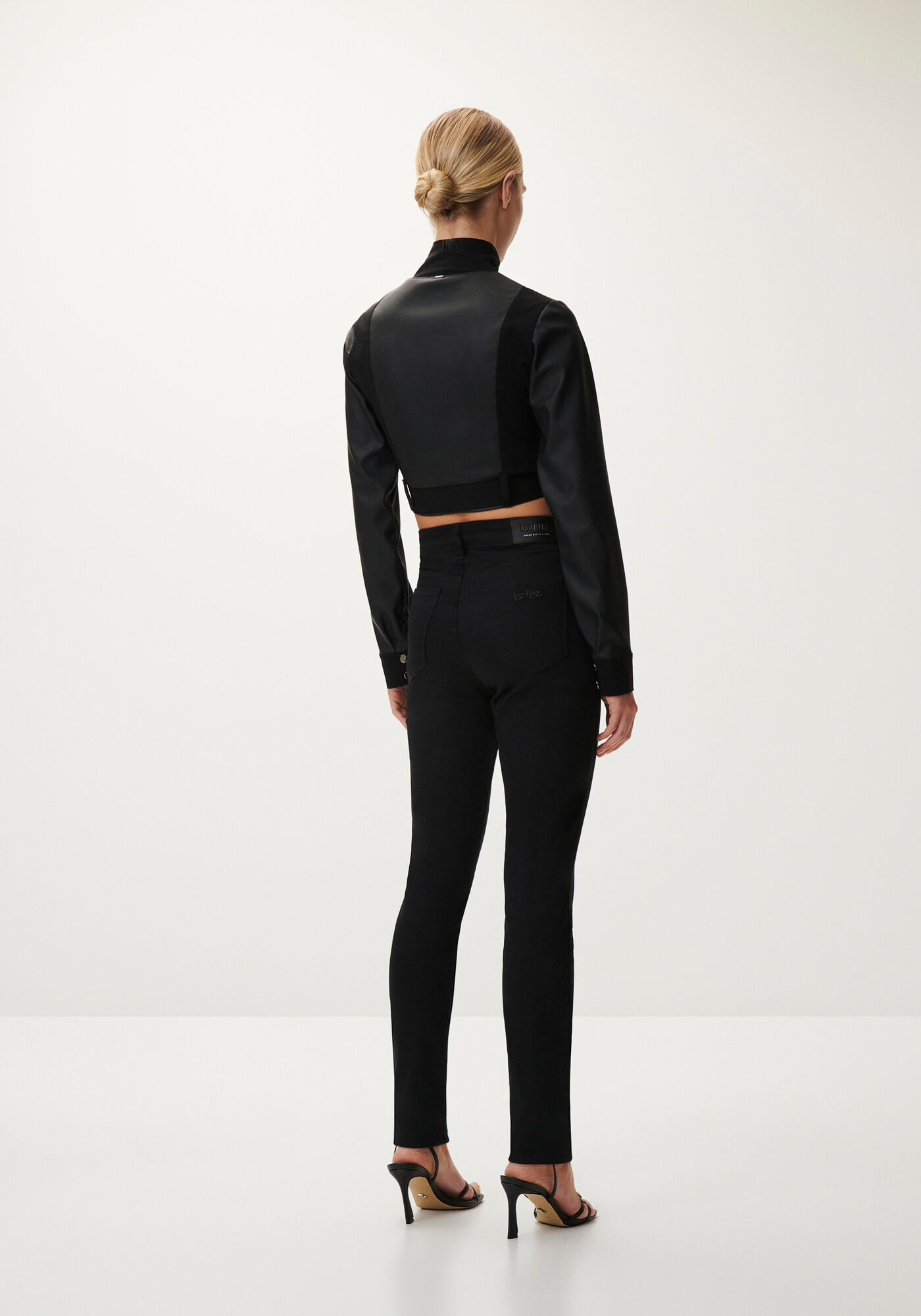 Cal&ccedil;a Sarja Skinny Ever Black Sustent&aacute;vel, , large.