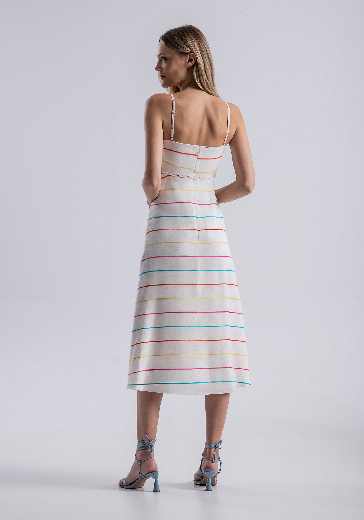 Vestido listrado deals de tecido