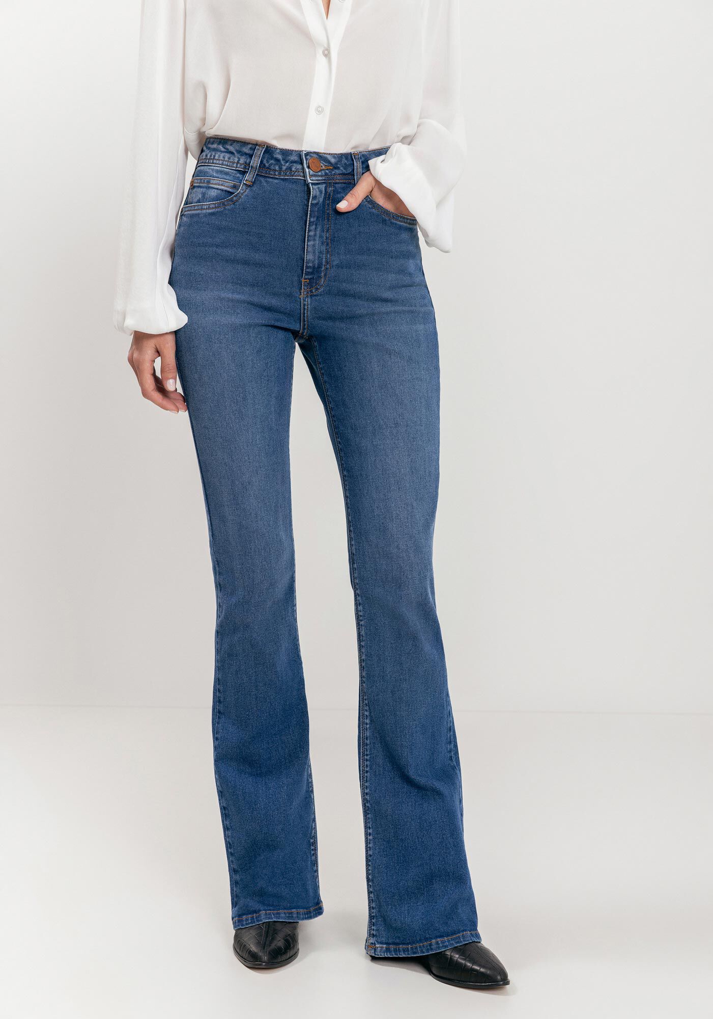 Cal&ccedil;a Jeans Flare Com Elastano E Cintura Alta, , large.