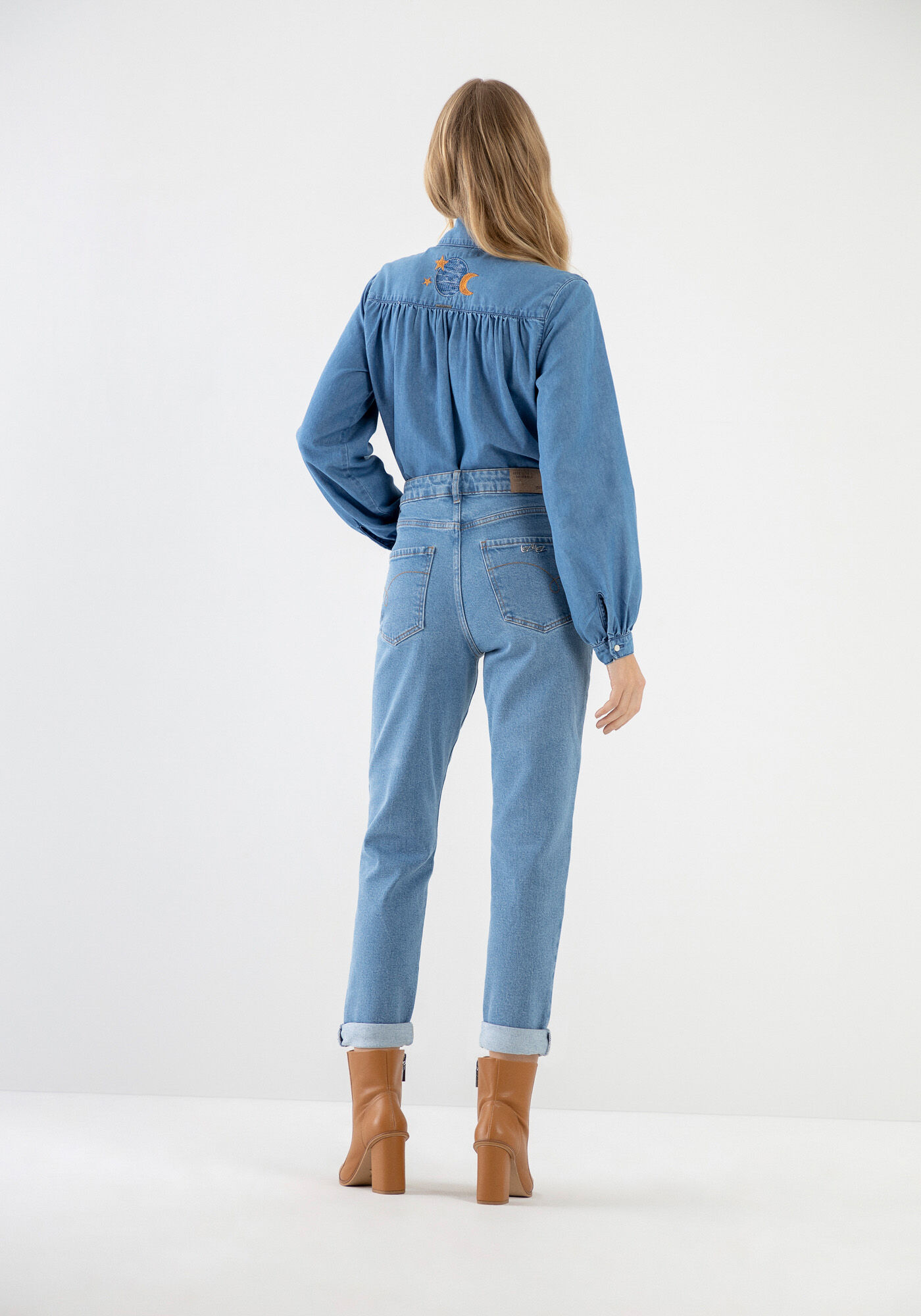 Cal&ccedil;a Jeans Mom Sustent&aacute;vel Super Alta, , large.