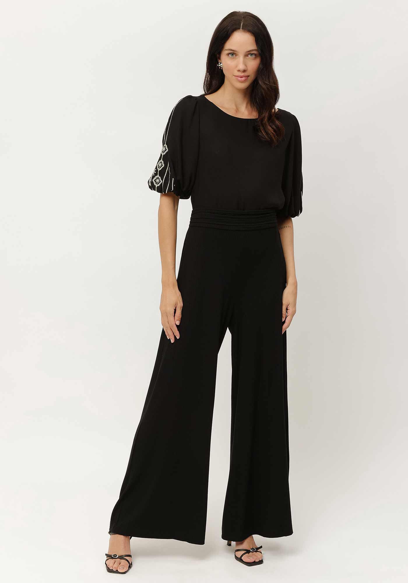 Blusa em Viscose com Manga Bufante Bordada, , large.