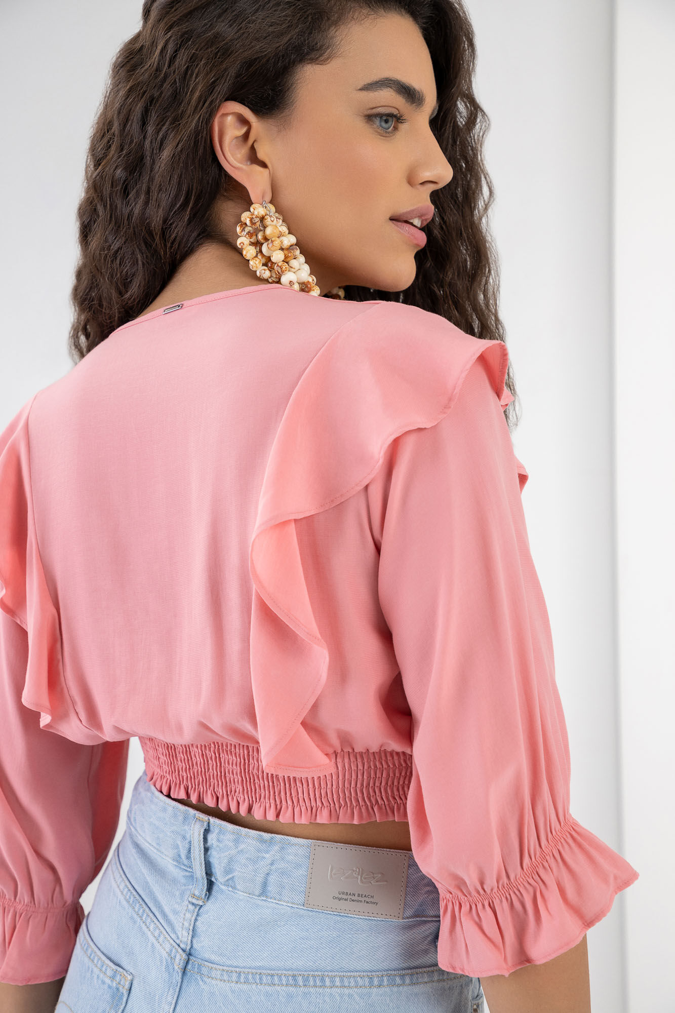 Blusa Cropped Manga 3/4 em Viscose com Babados, , large.