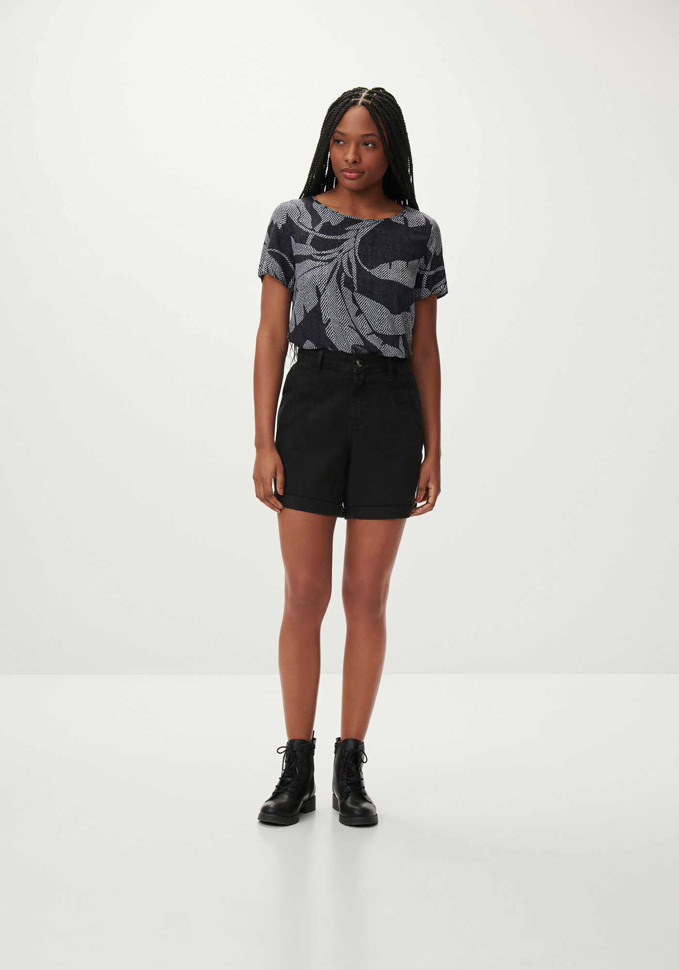 Blusa Manga Curta em Viscose Estampada, , large.