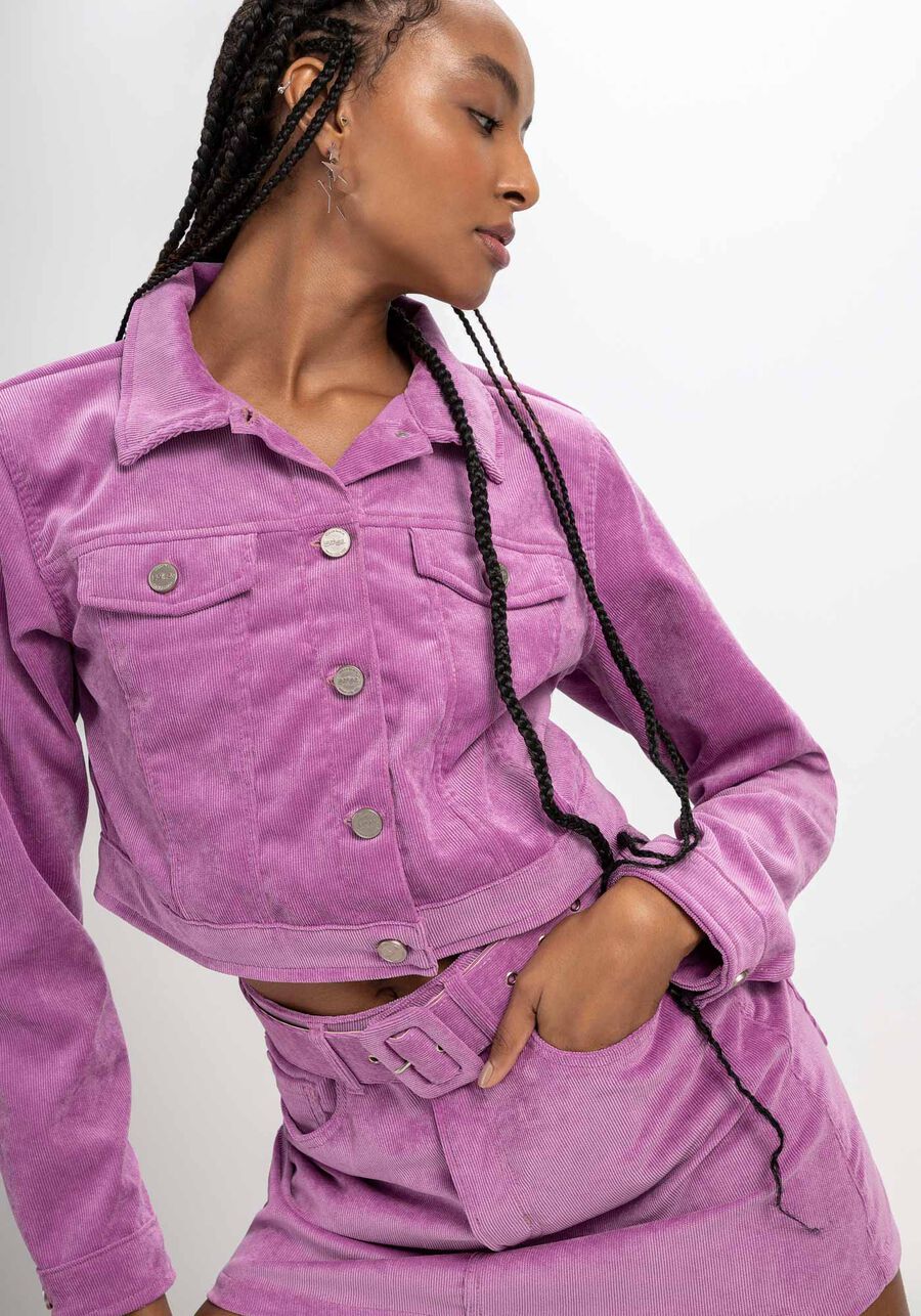 Jaqueta Cropped em Veludo Cotelê, VIOLETA TWIGG. Jaqueta Cropped em Veludo Cotelê, VIOLETA TWIGG, large.