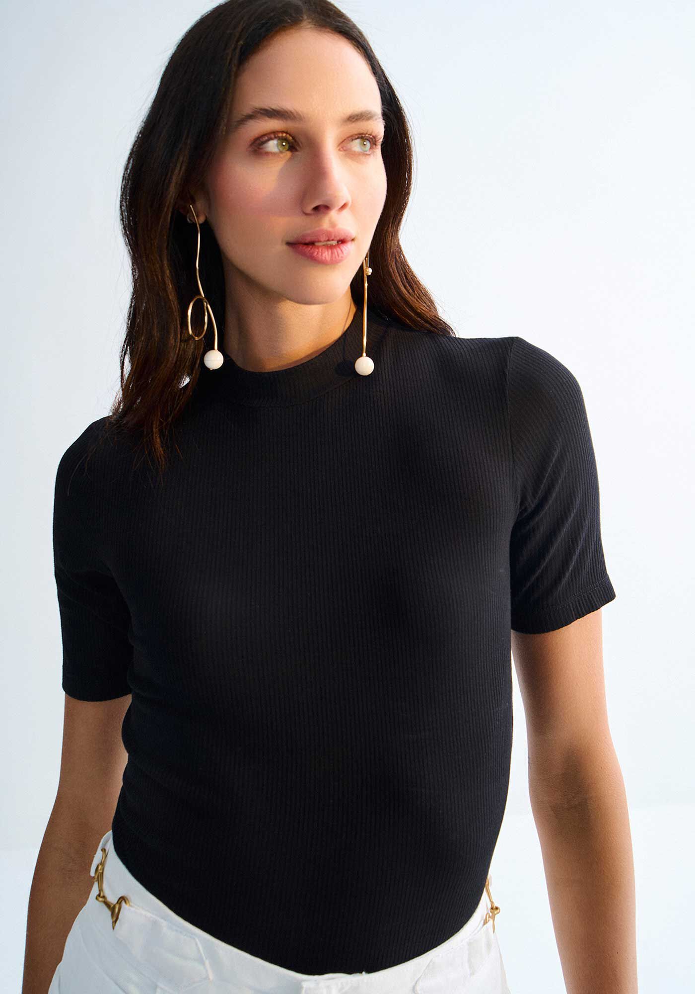 Blusa Manga Curta Canelada com Gola Alta, , large.