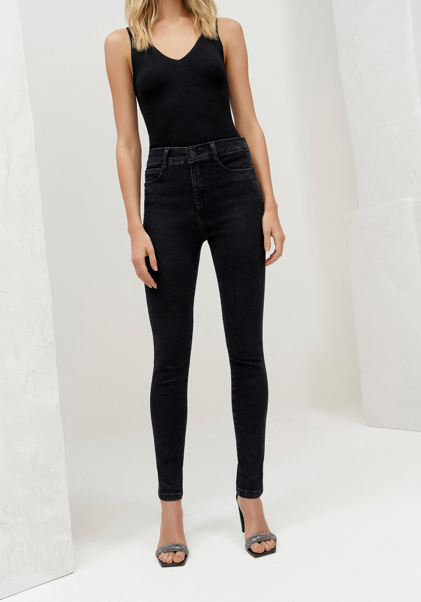 Cal&ccedil;a Jeans Skinny Preta Shaping, PRETO REATIVO, large.